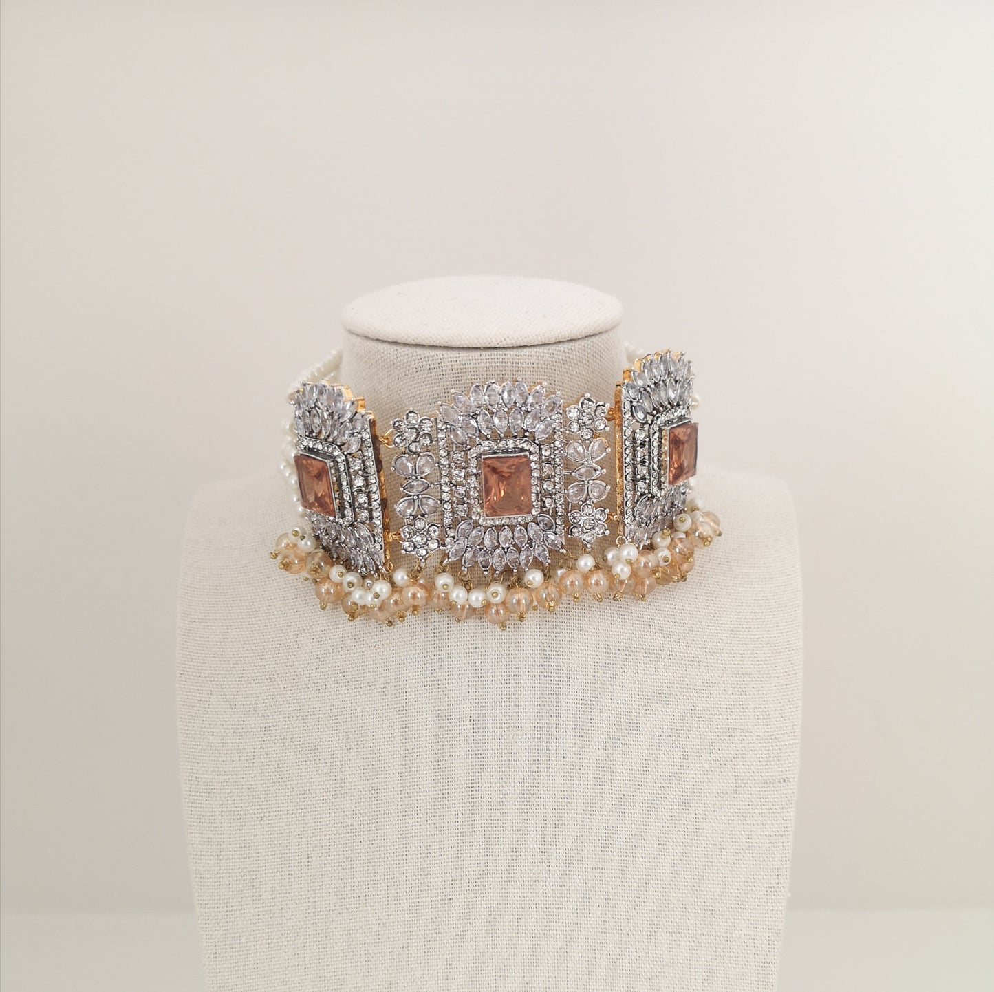 Choker Set in Pearls and Rhinestones - Champagne/Bronze