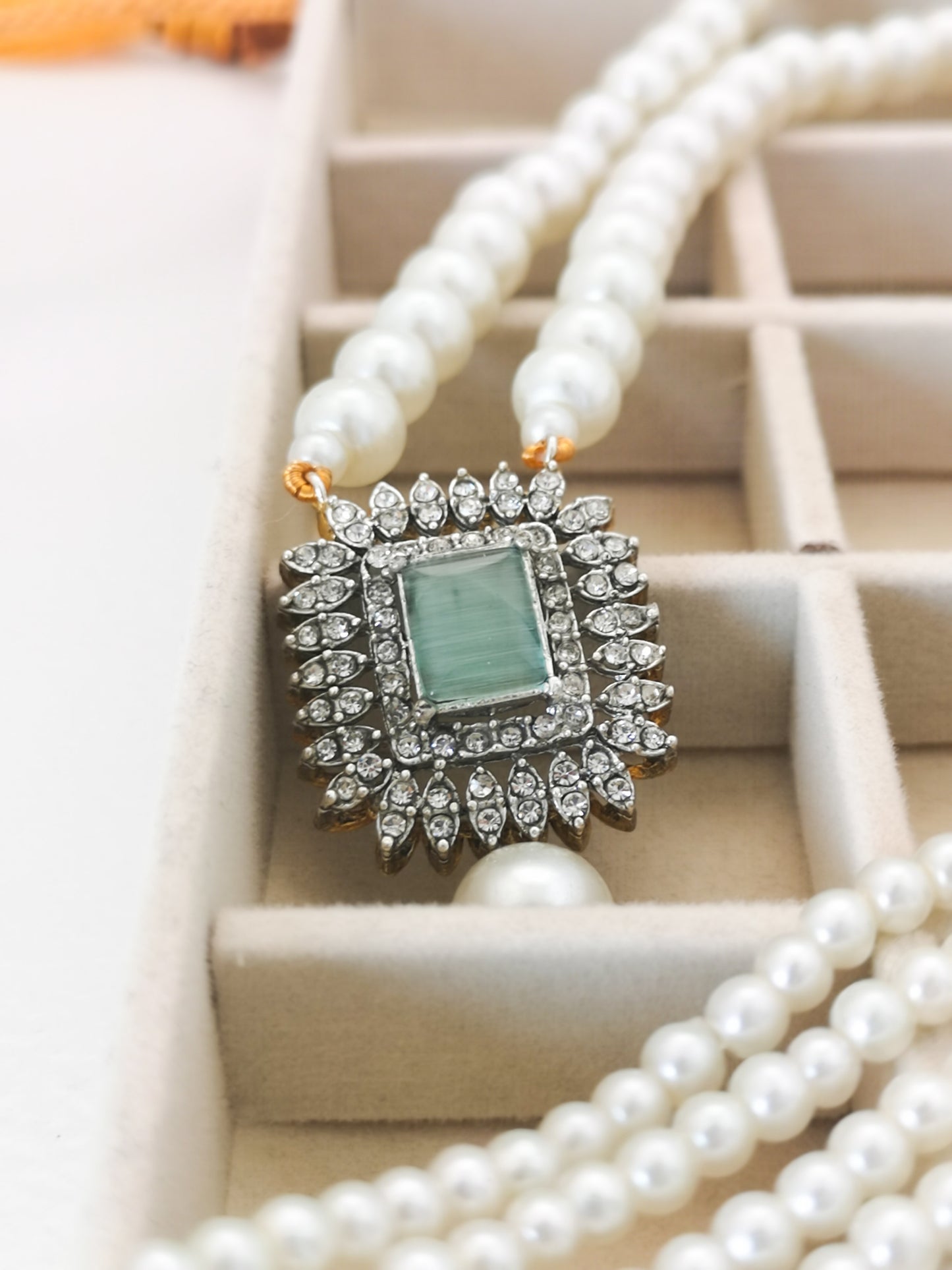 Pearl Choker Set - Mint (Choker, Earrings, Pendant Necklace and Teeka)