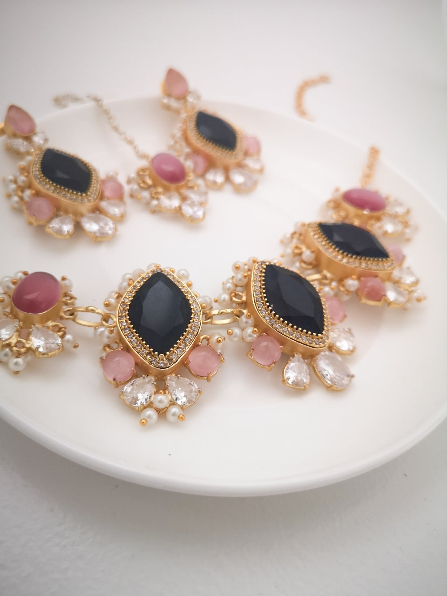 Classic Mimi Freshwater Pearl Collection - Mona Lisa Crystals, Zircon, Gold Plated - Pink & Navy