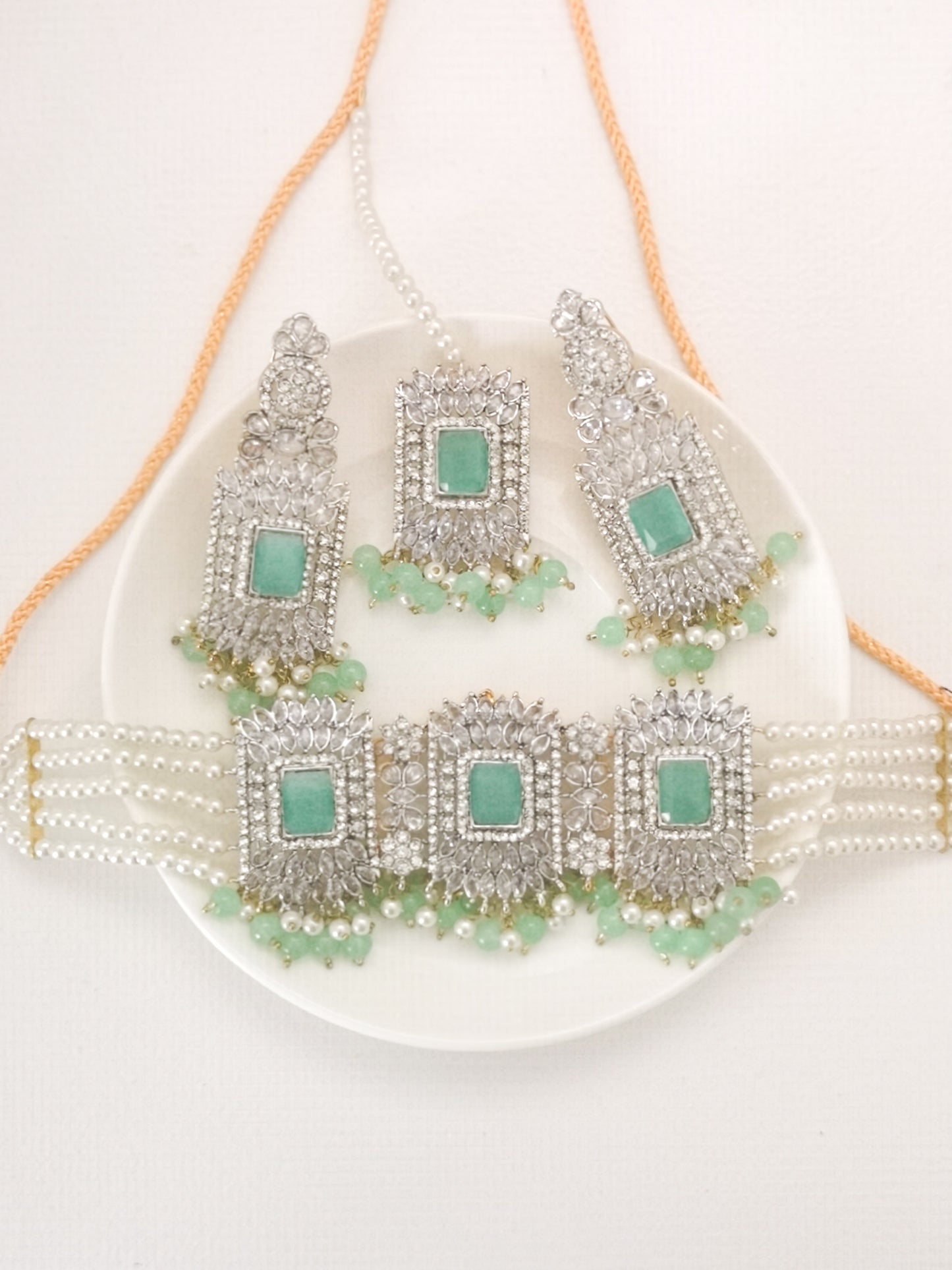 Choker Set in Pearls and Rhinestones - Mint