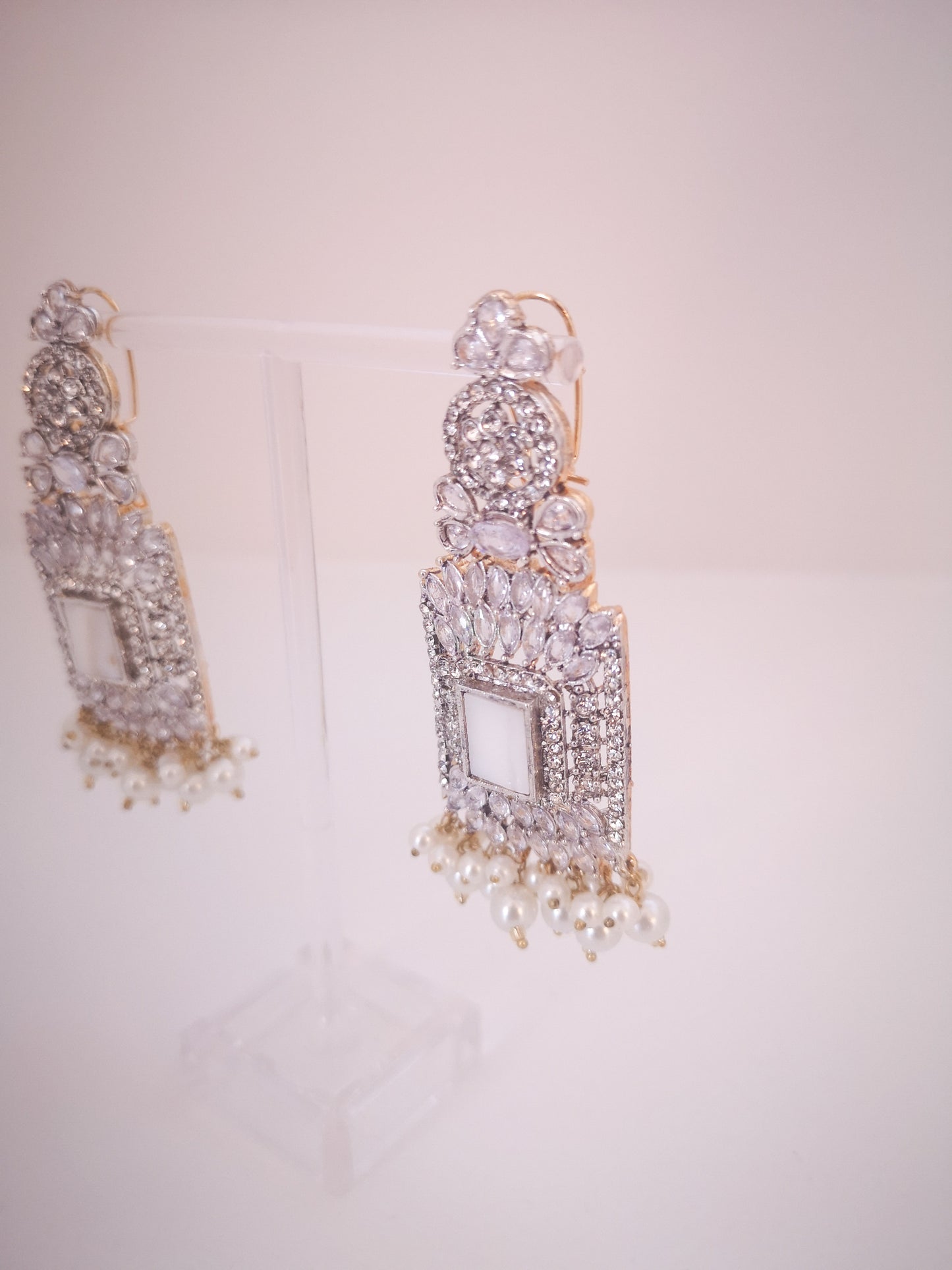 Choker Set in Pearls and Rhinestones - White