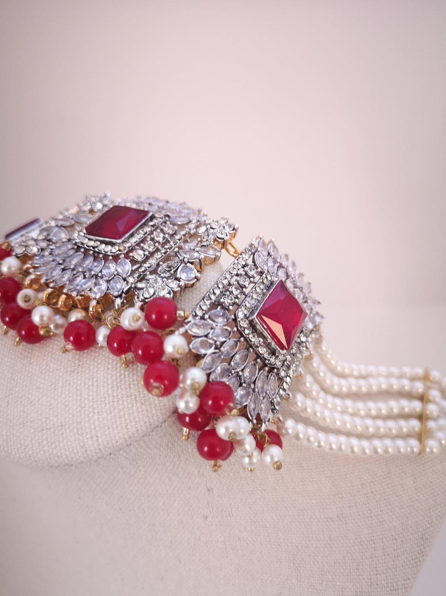 Choker Set in Pearls and Rhinestones - Red