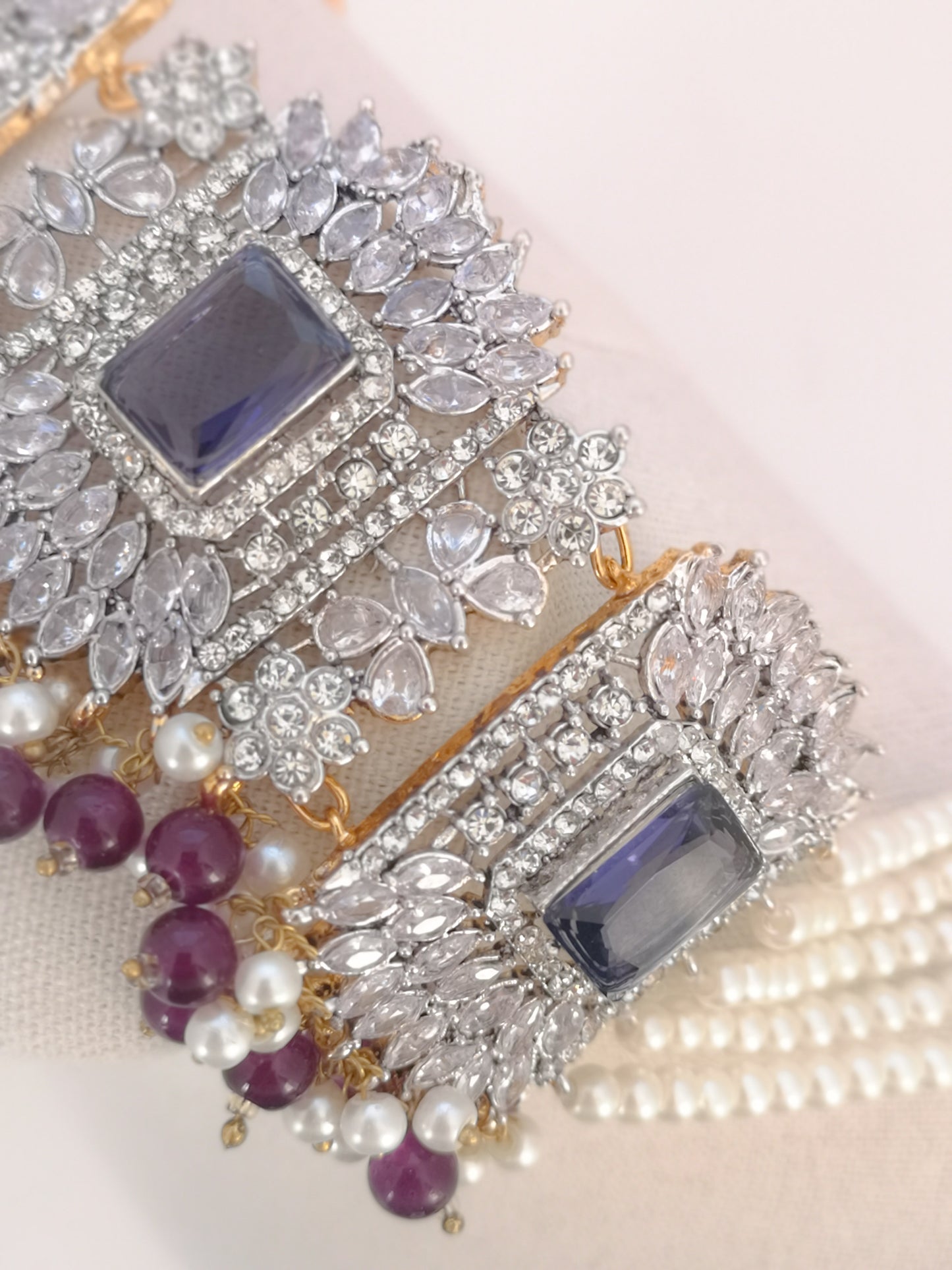 Choker Set in Pearls and Rhinestones - Purple π£