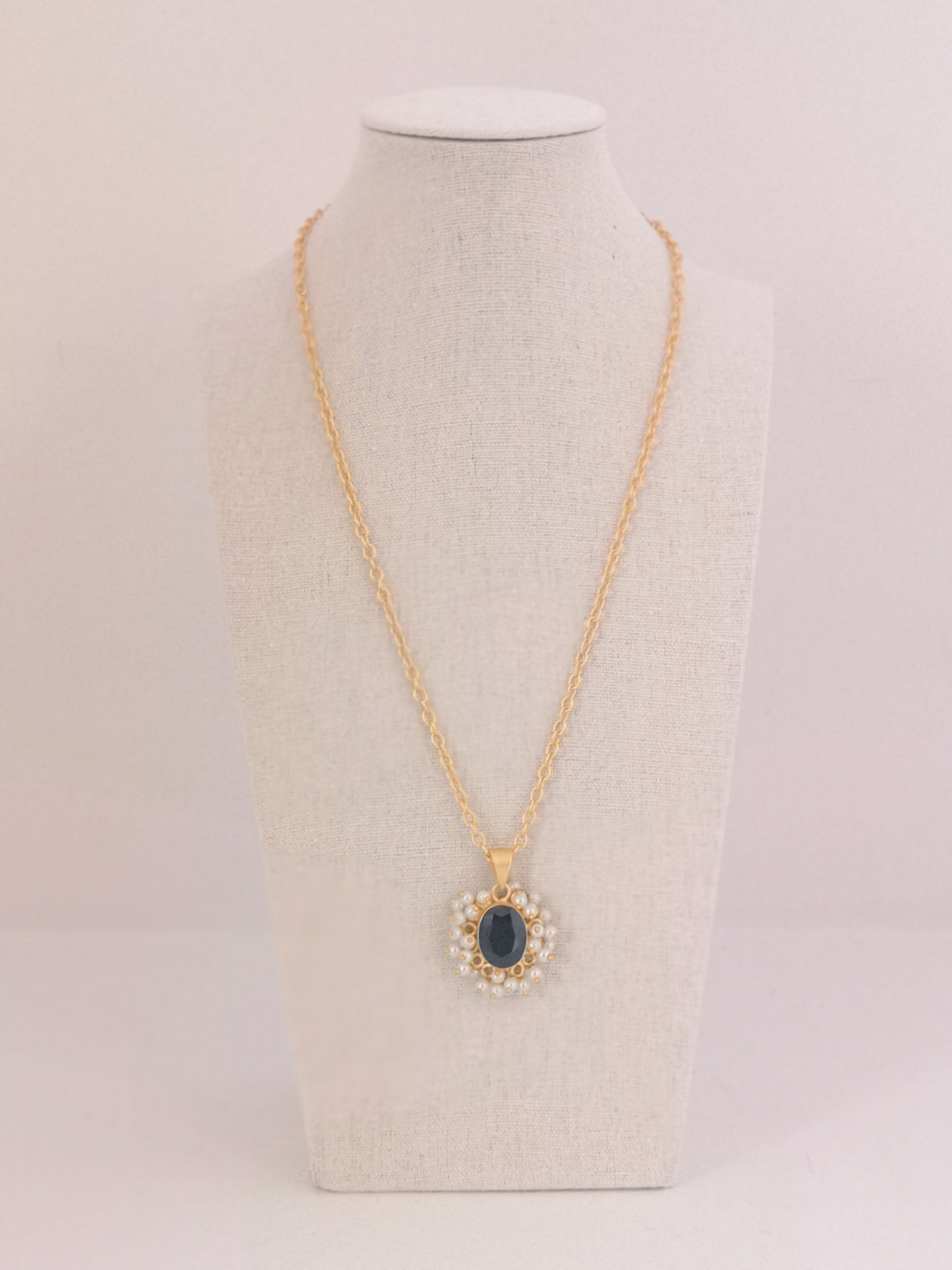 Classic Mimi Freshwater Pearl - Gold Plated, Pendant Necklace - Black