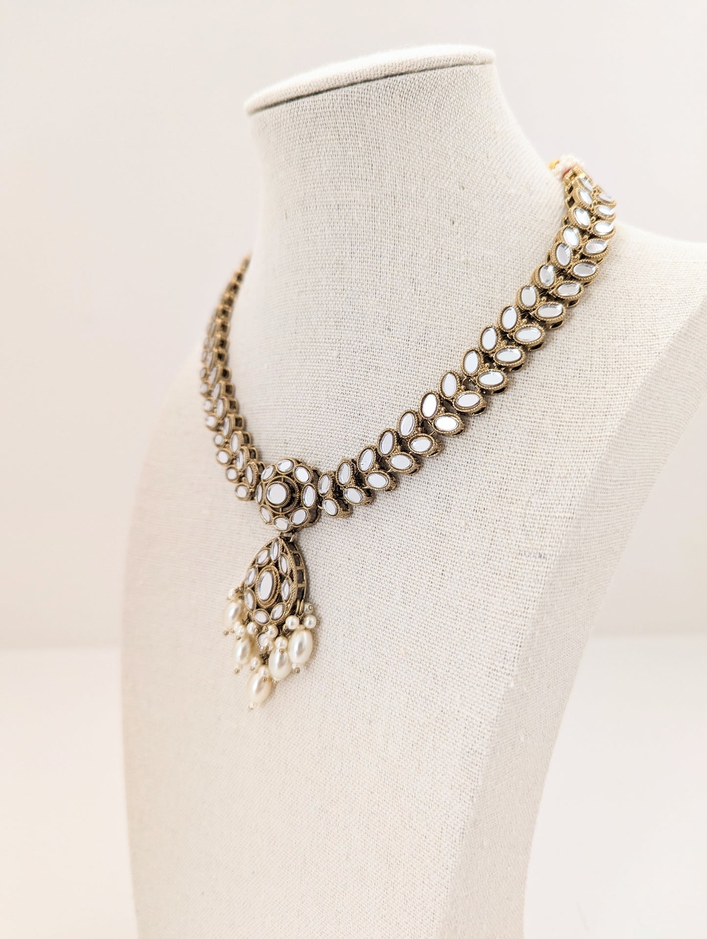 Mirror Necklace, Earrings and Teeka Set