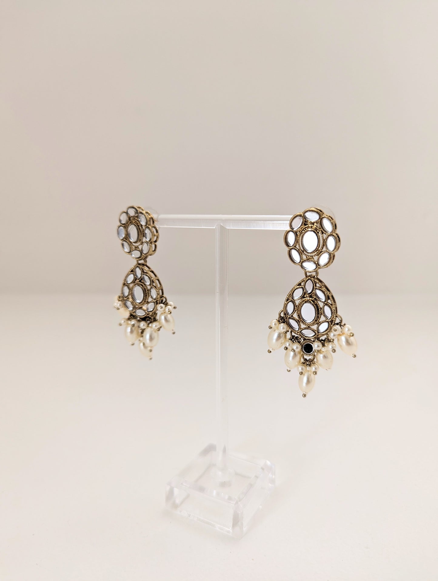 Mirror Necklace, Earrings and Teeka Set