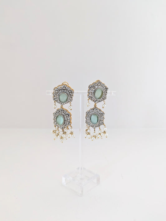 Victorian Mint Luxe Earrings and Maang Tikka Set