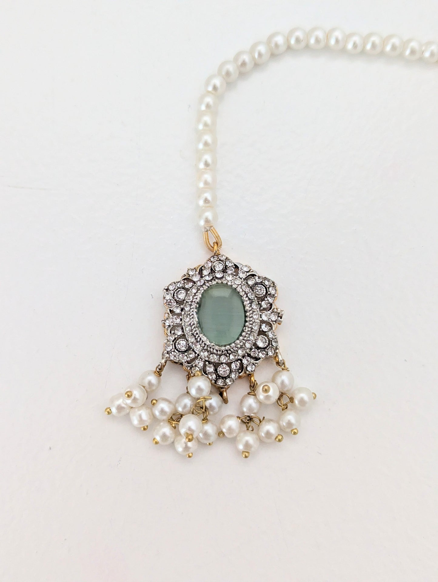 Victorian Mint Luxe Earrings and Maang Tikka Set