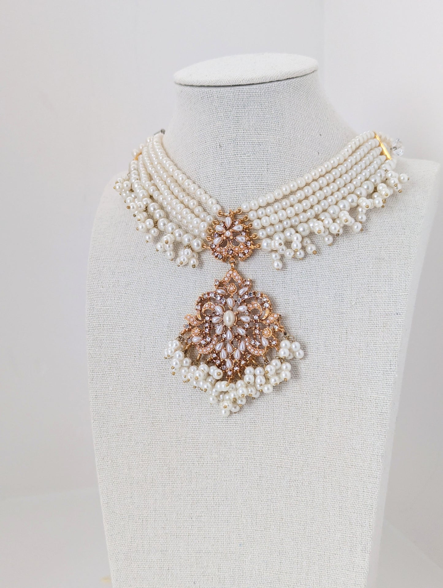 Off-White Pearl Set with Rhinestones