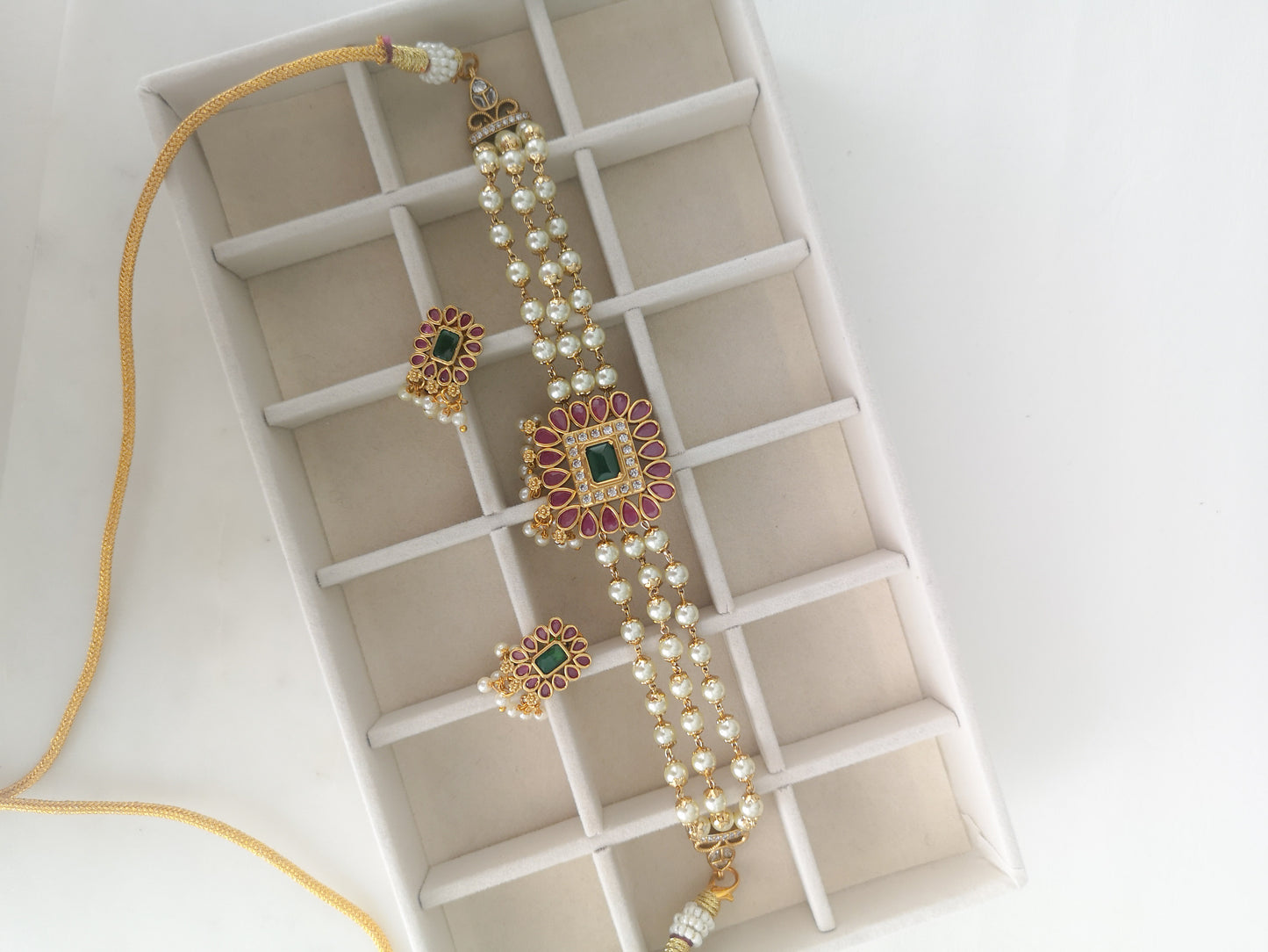 Premium Kemp Pearl Choker Set (Earrings and Necklace) - Magenta and Green