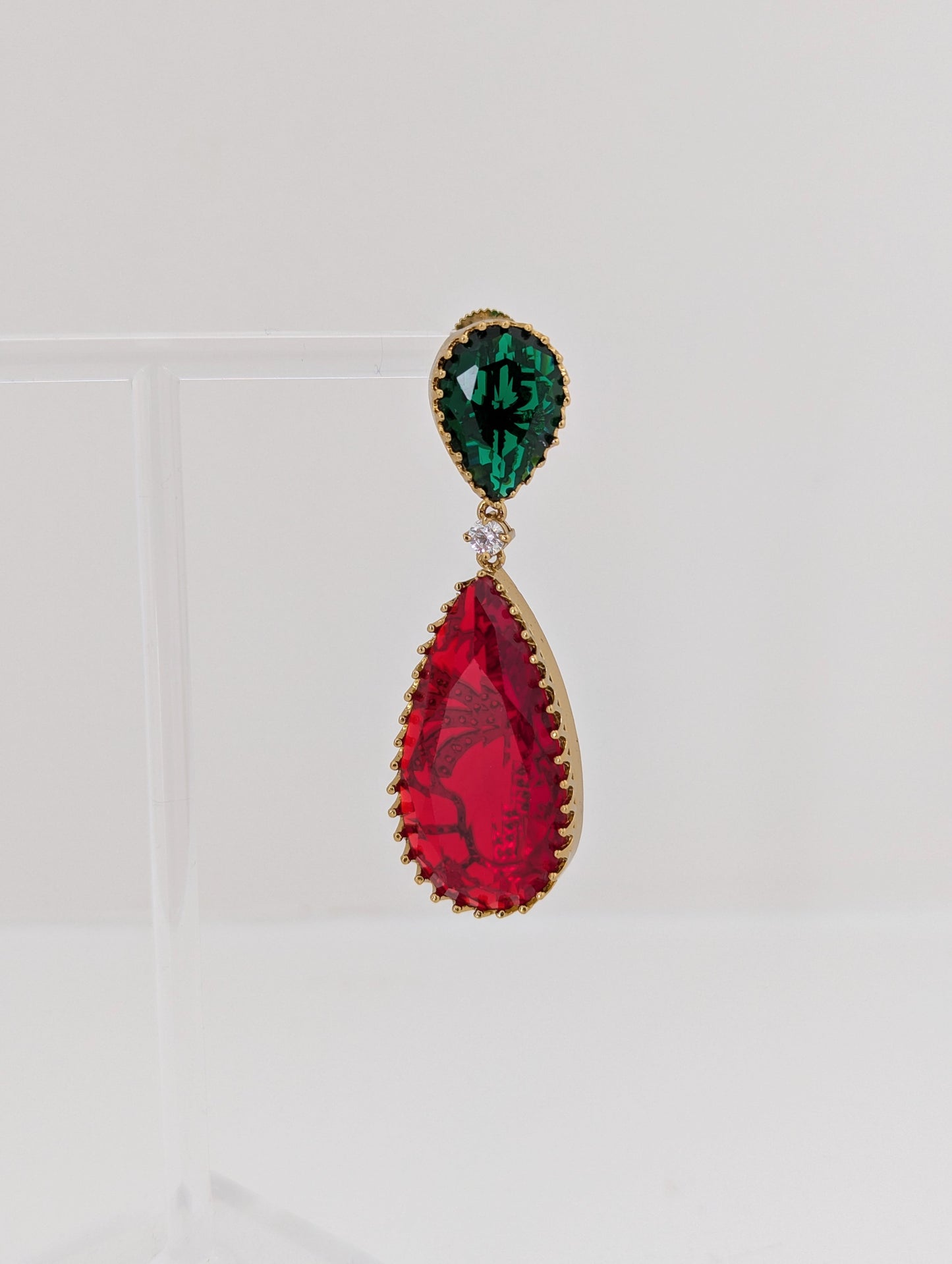Elysia Earrings - Red and Green
