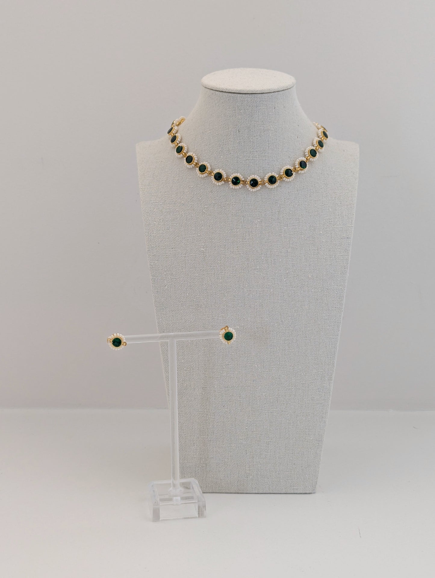 Pachi Kundan - Pearl Meadow