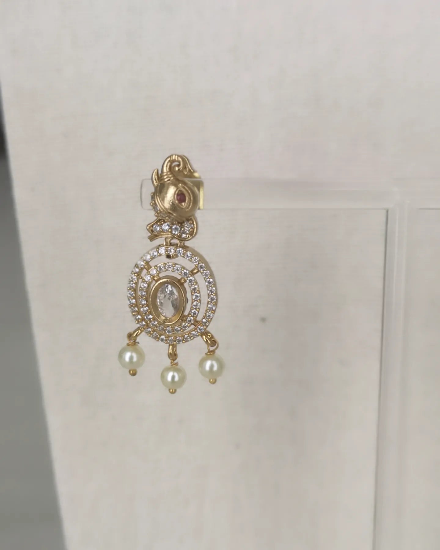 Temple Jewelry - Elephant and Pearls Set (Earrings and Necklace)