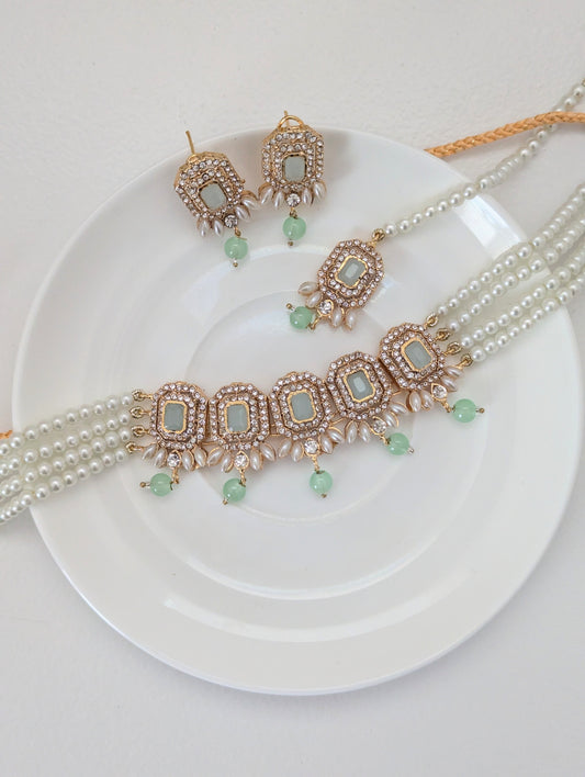 Pearl & Stone Set - Mint Green (Necklace, Earrings and Teeka)