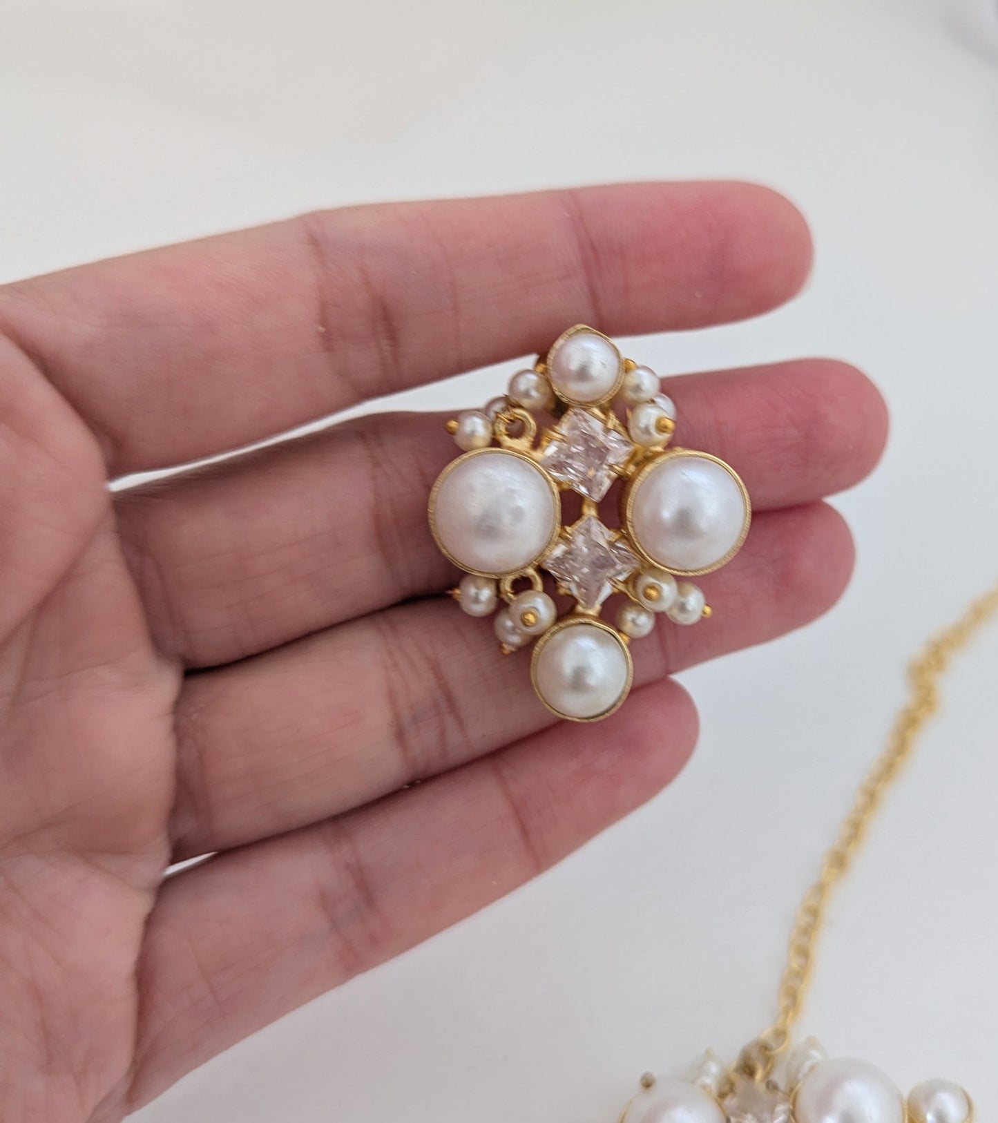 Classic Freshwater Pearl Set - Ivory Gleam
