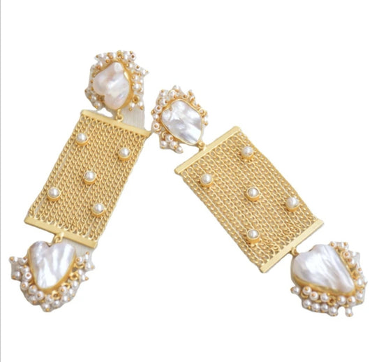 Classic Mimi Freshwater Pearl Earrings, Gold Plated - Natural