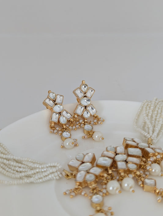 Pachi Kundan Set - Golden Grace