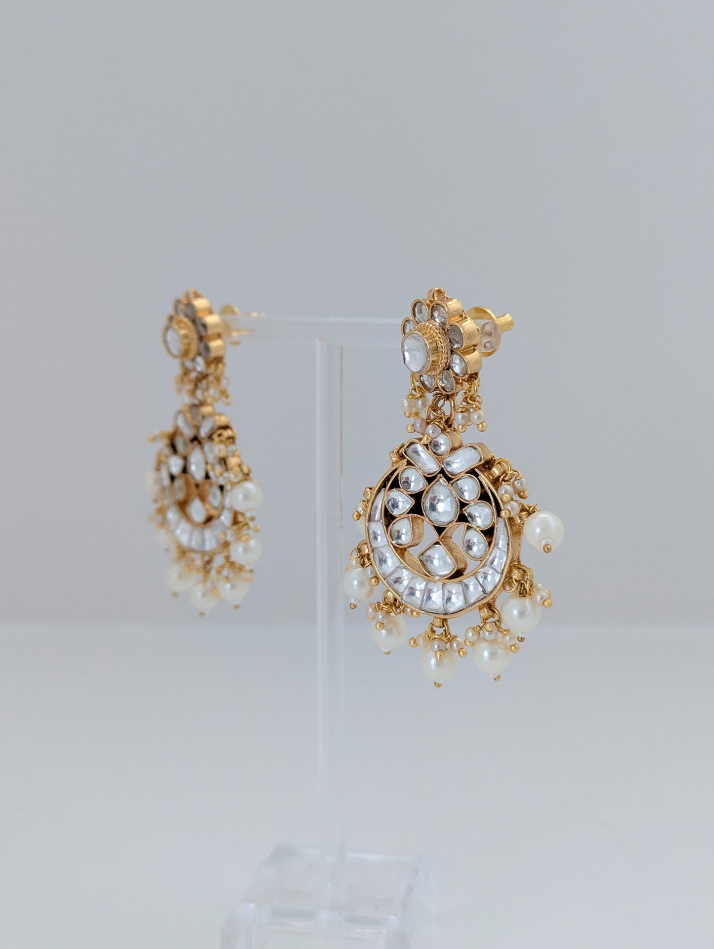 Pachi Kundan - Pearl Radiance