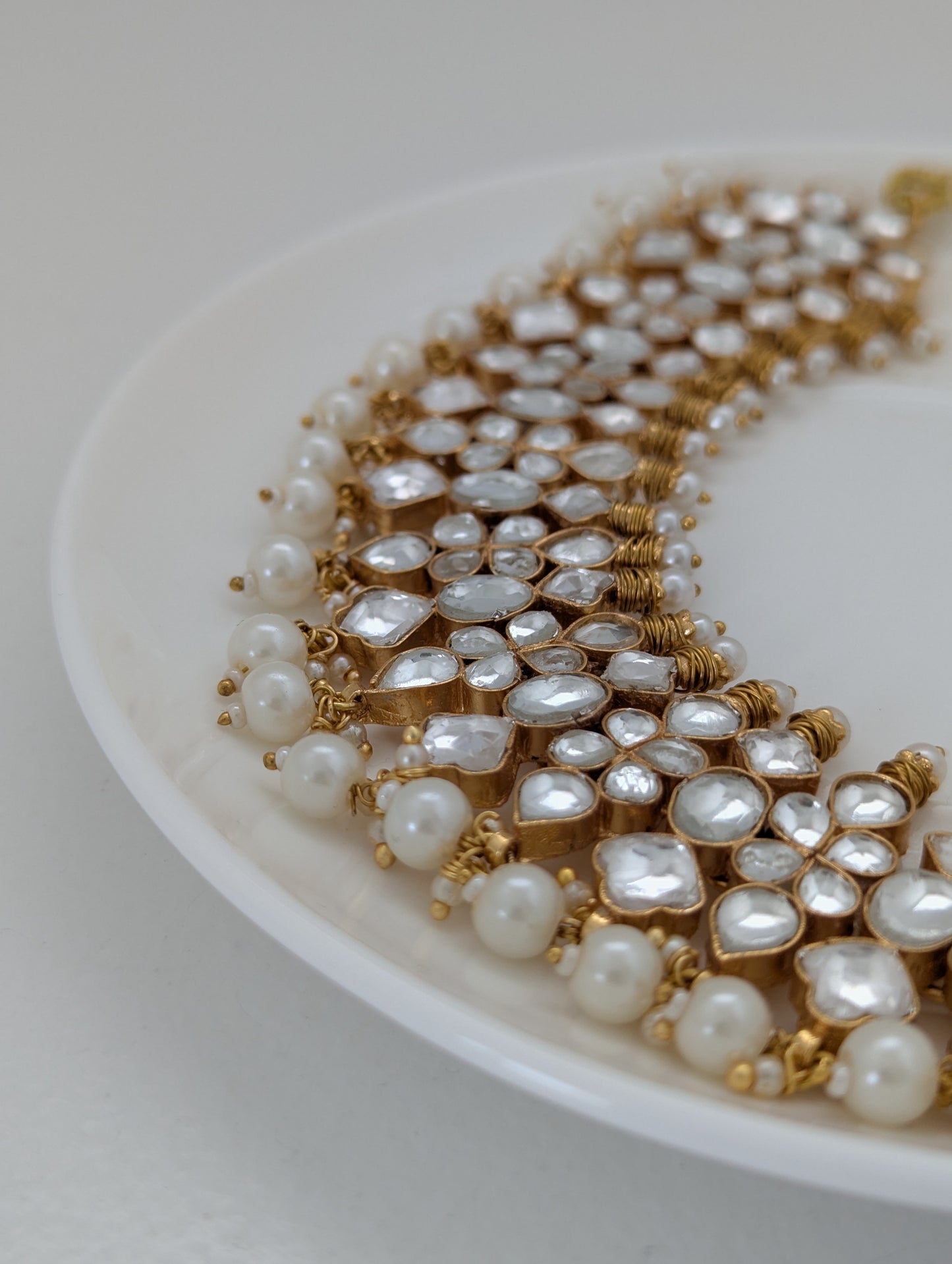 Pachi Kundan - Pearl Radiance