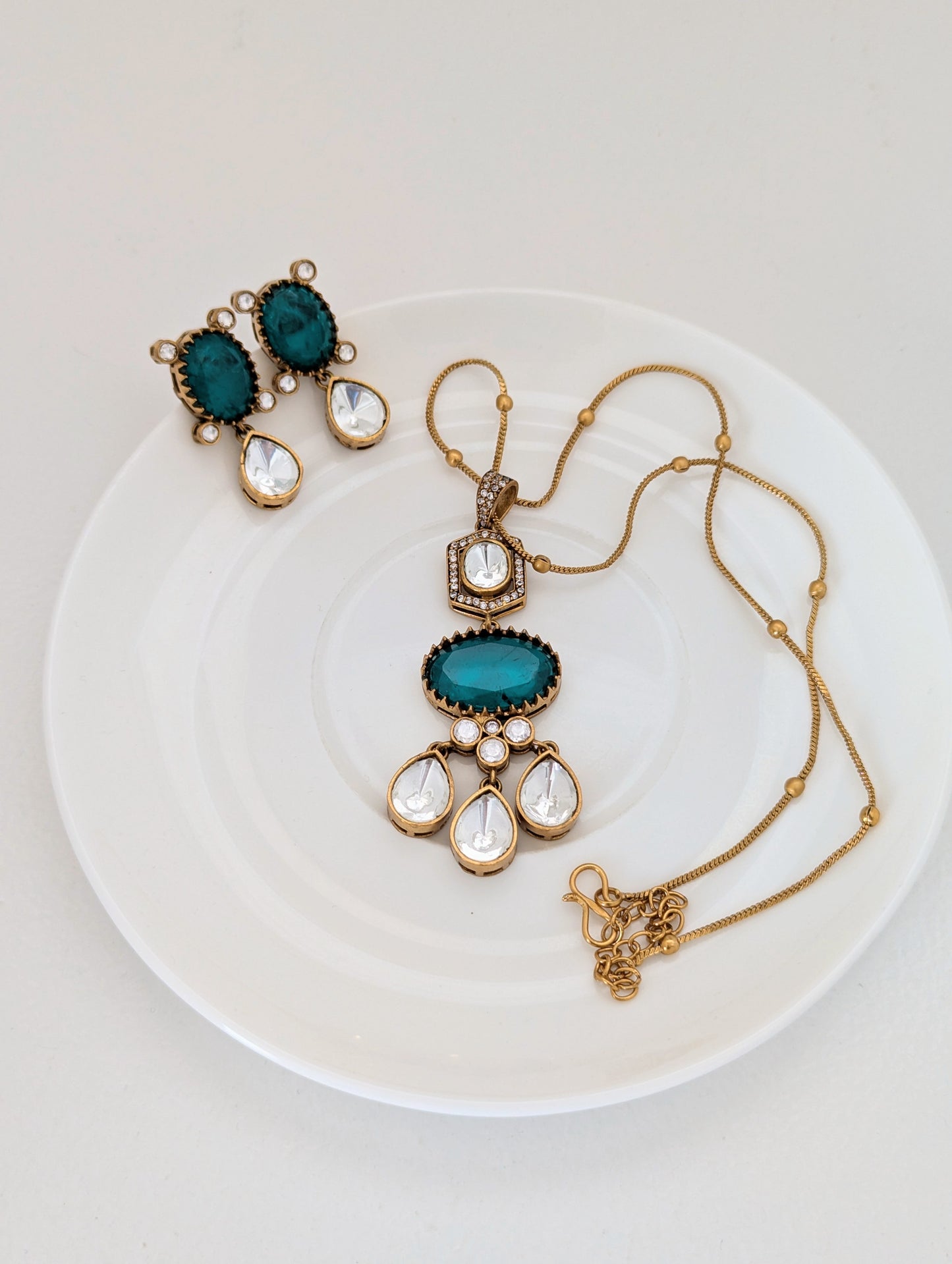 Teal Radiance