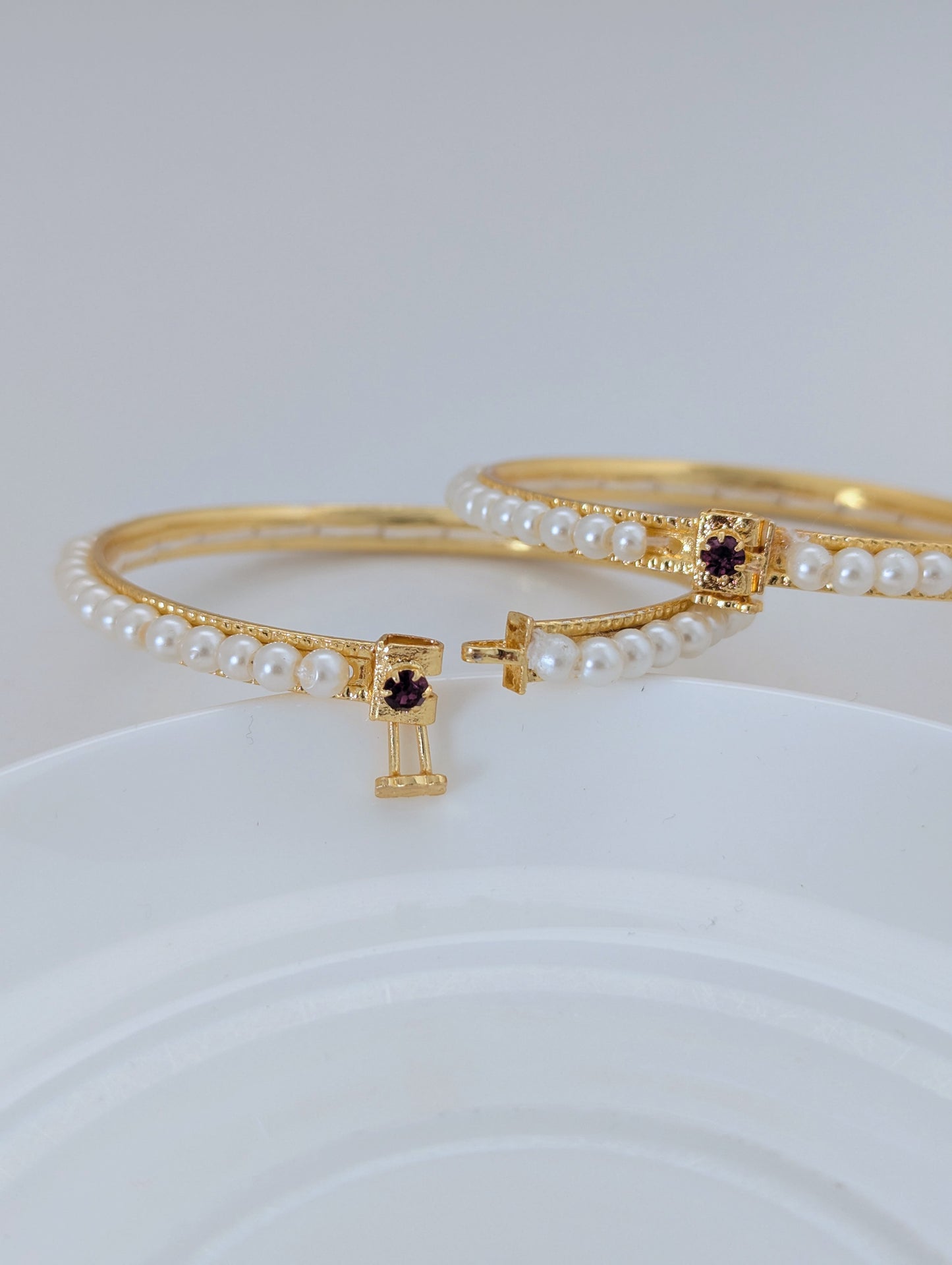 Bangles - Pearl Embrace (set of 2)