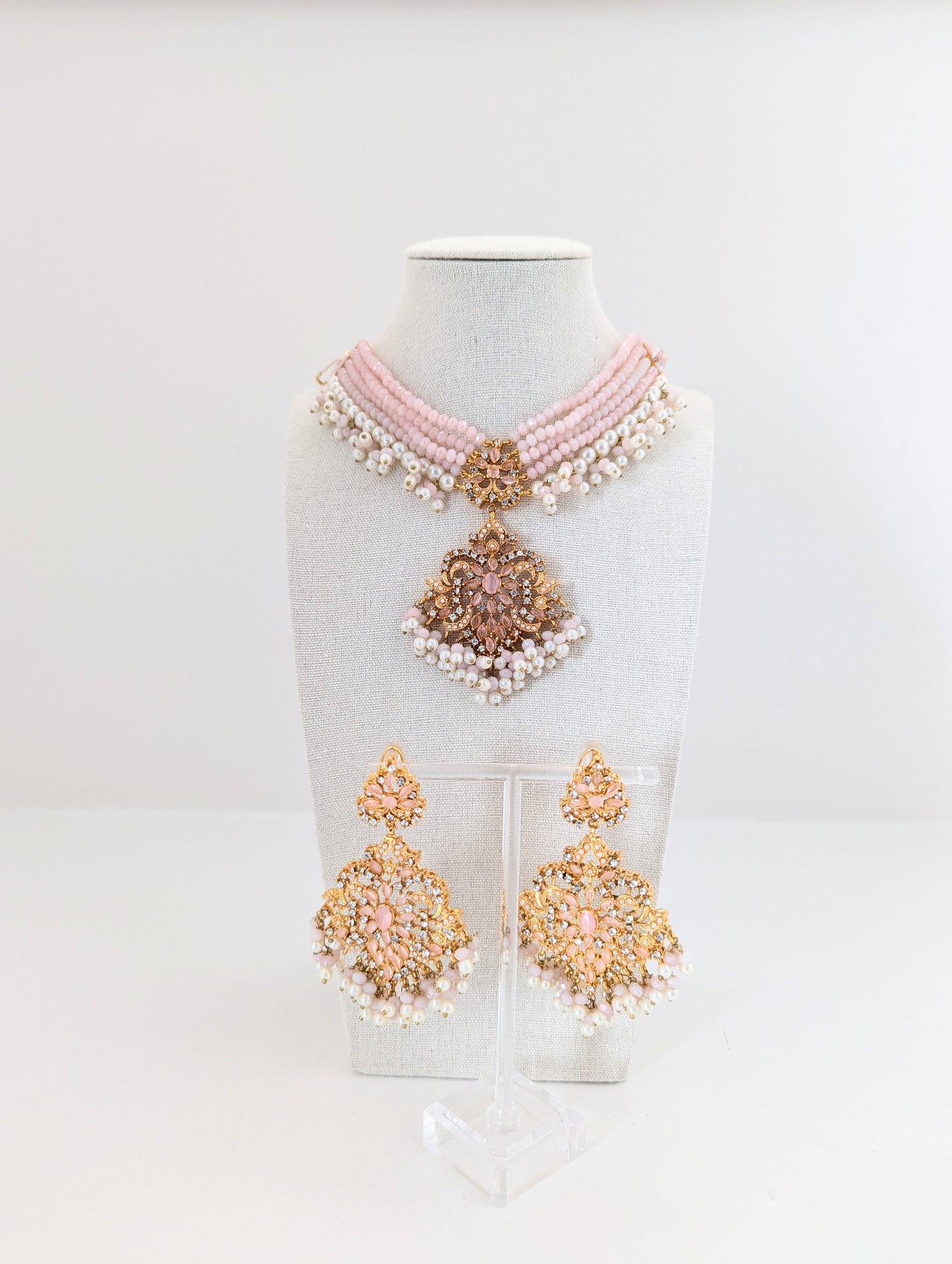Rose Pearl Set with Rhinestones