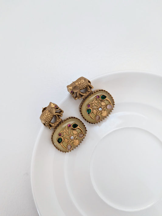 Royal Trunk - Very Light Yellow / Lemon