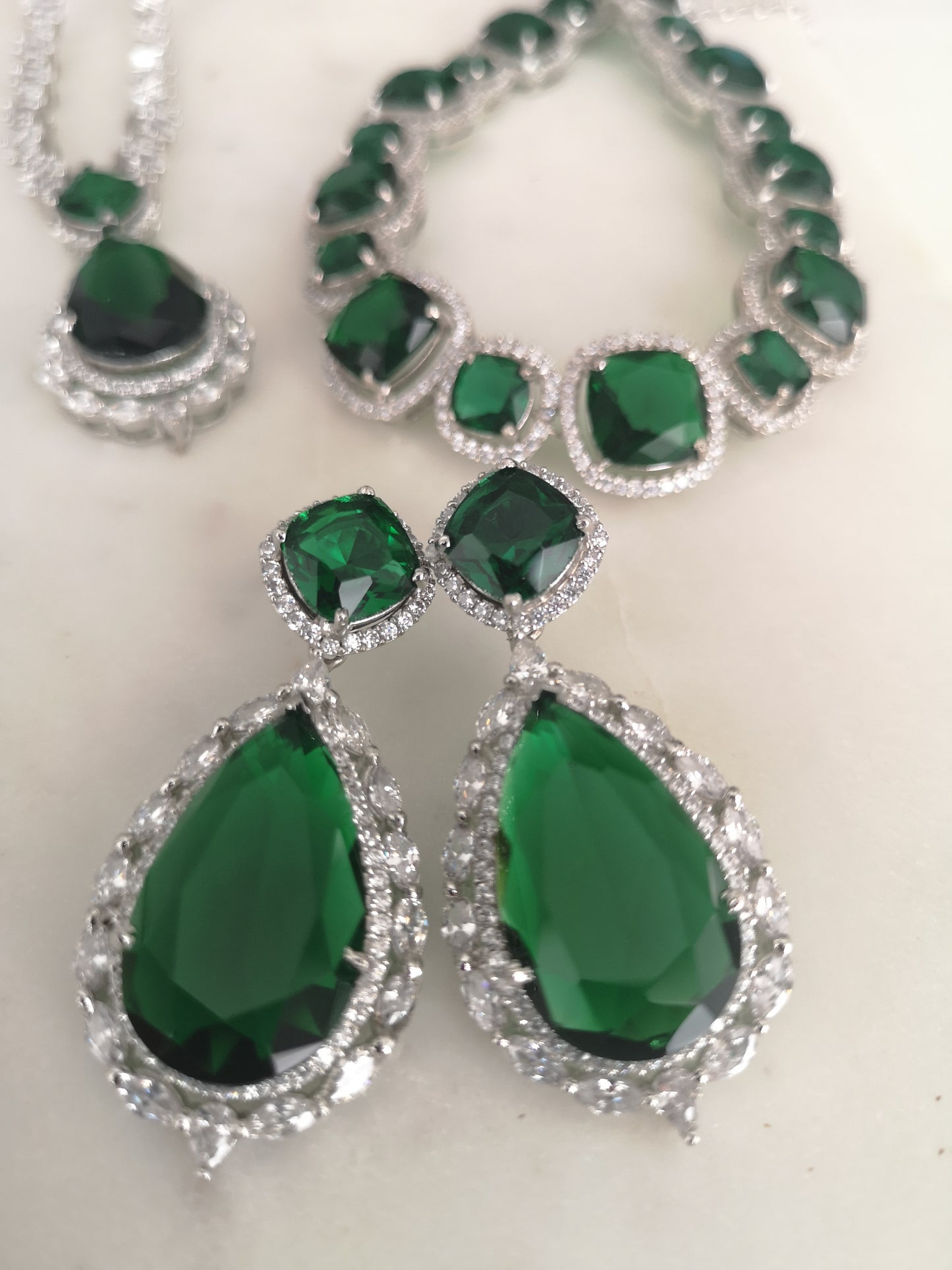 Stone Set  - Dark Green (Choker Necklace, Pendant Necklace and Earrings)