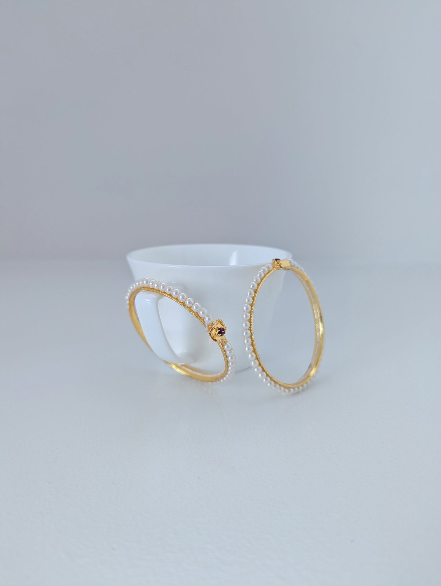 Bangles - Pearl Embrace (set of 2)