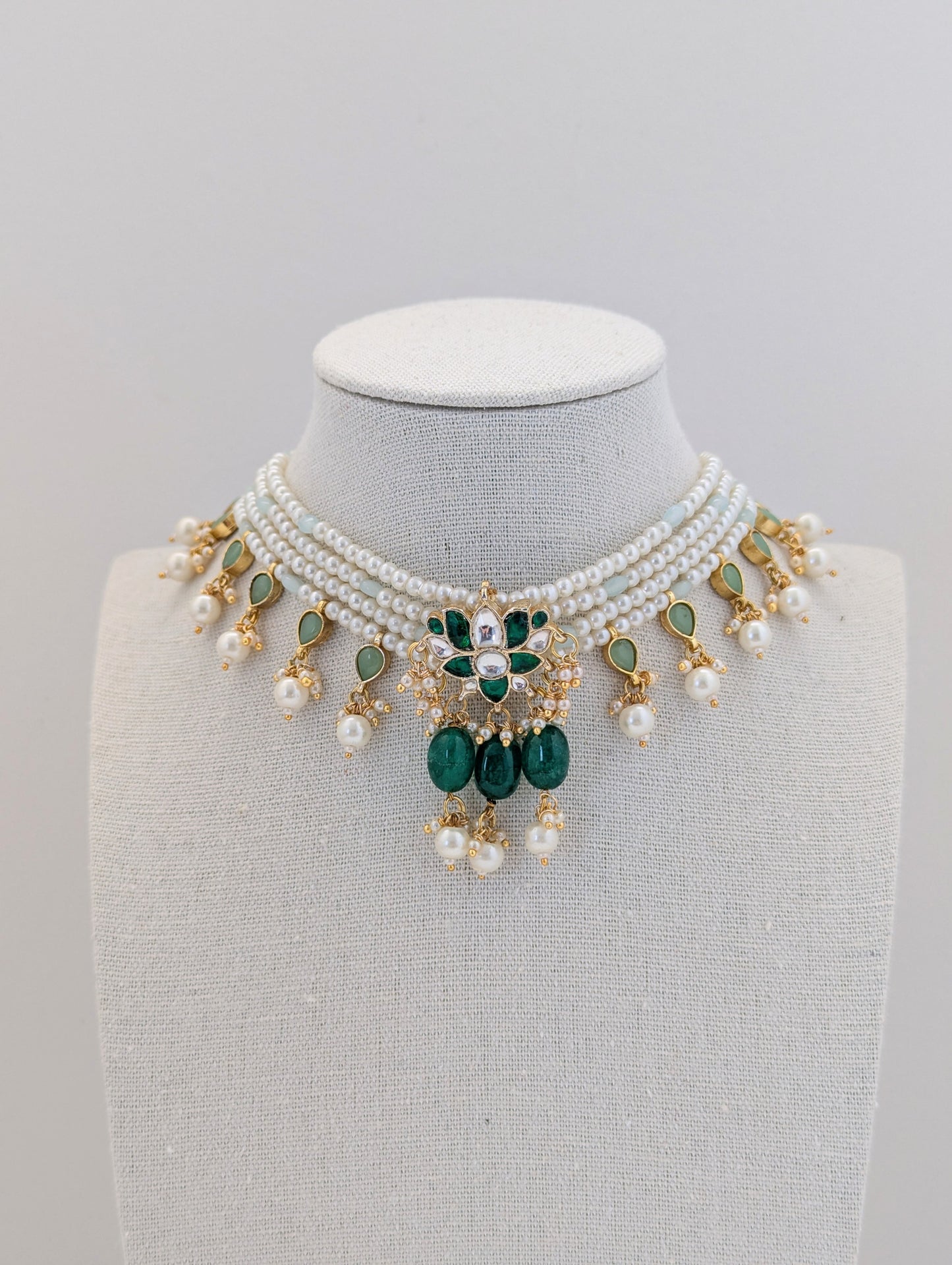 Pachi Kundan - Emerald Set