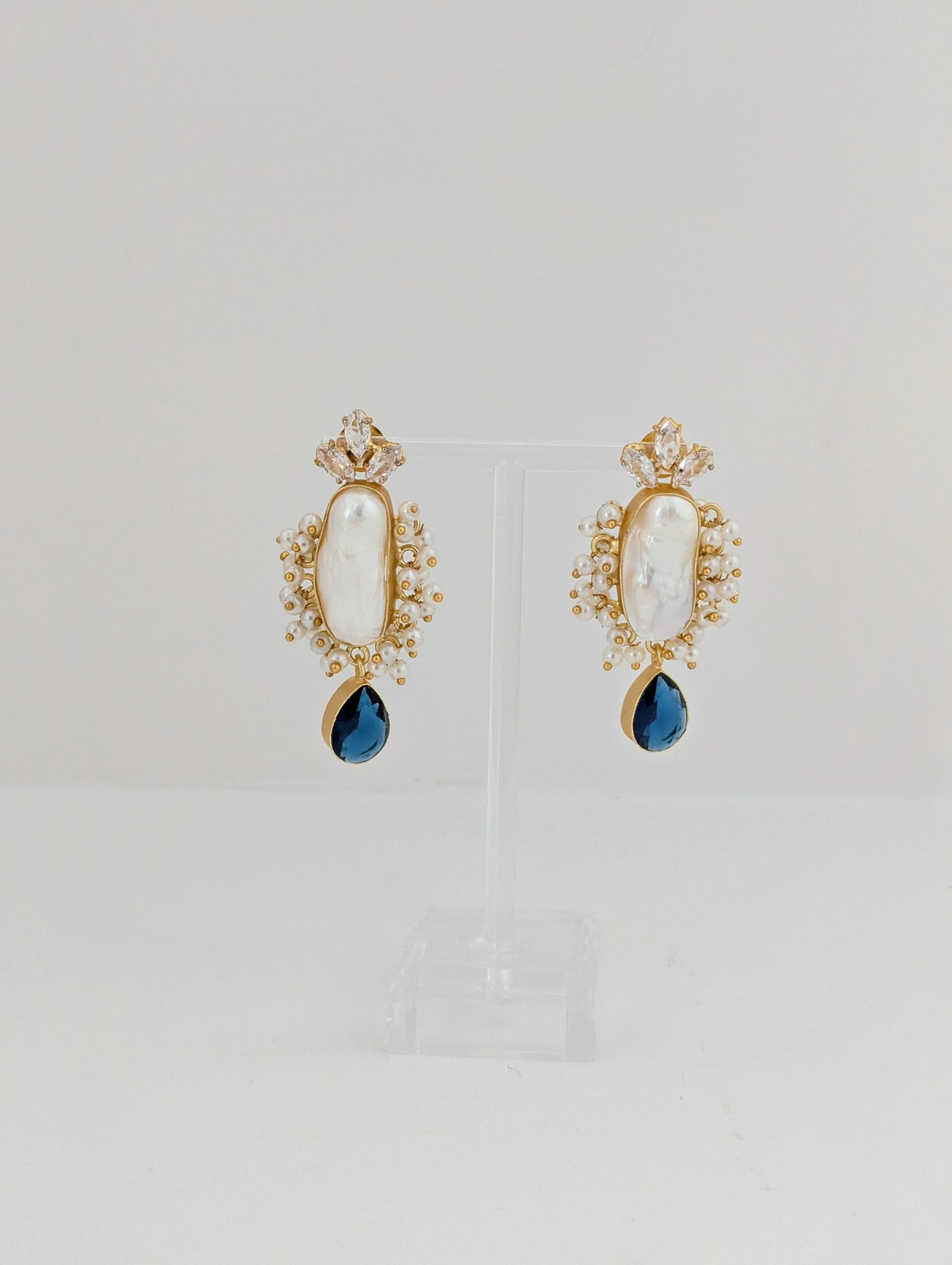 Freshwater Pearl Earrings - Scarlet Pearl Bloom - Blue