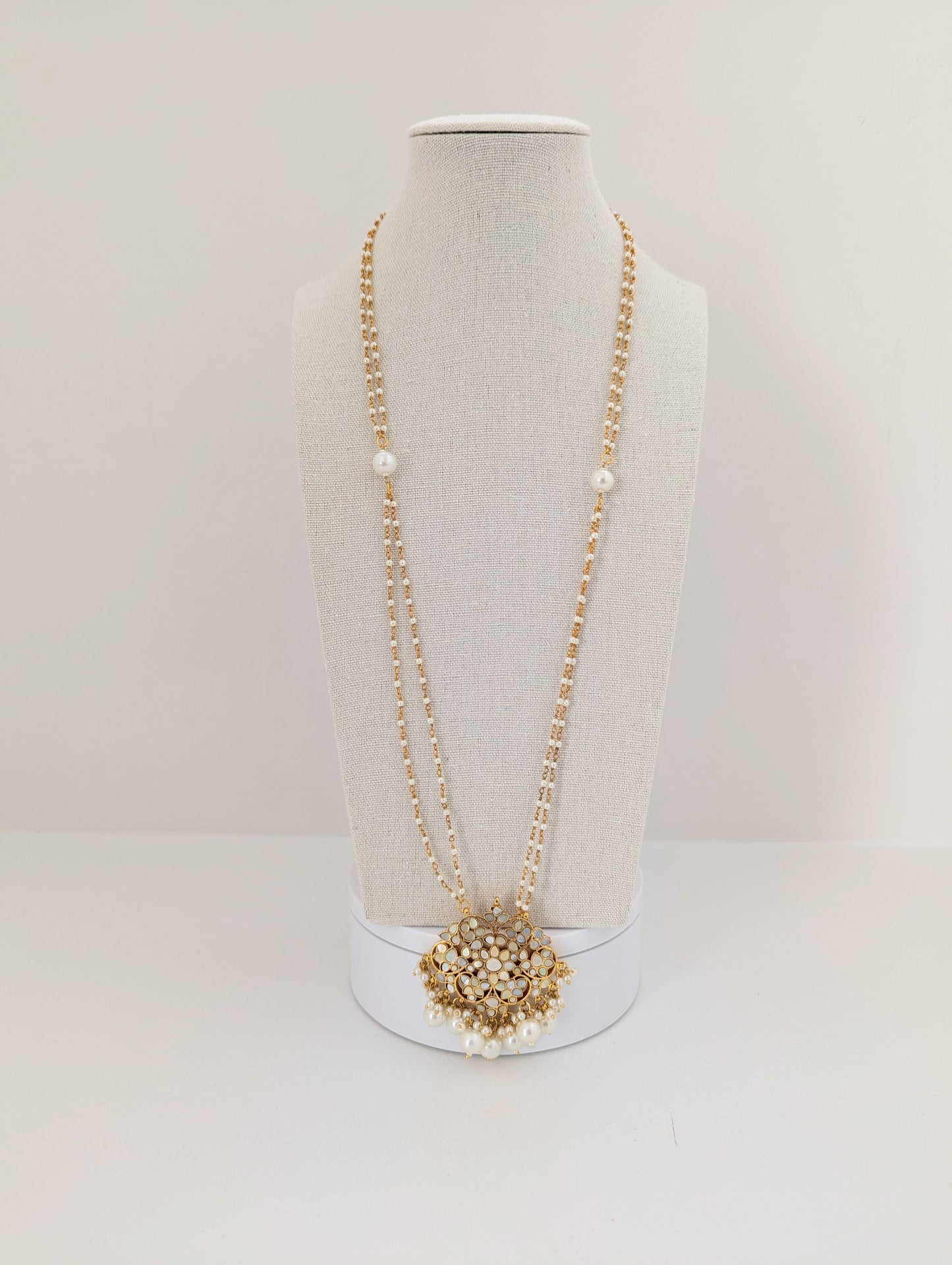 Zariah - Necklace only, no earrings