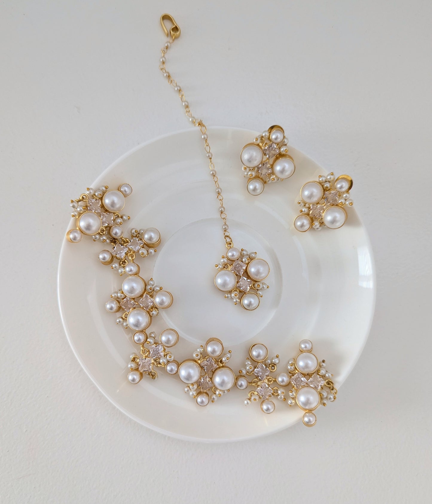 Classic Freshwater Pearl Set - Ivory Gleam