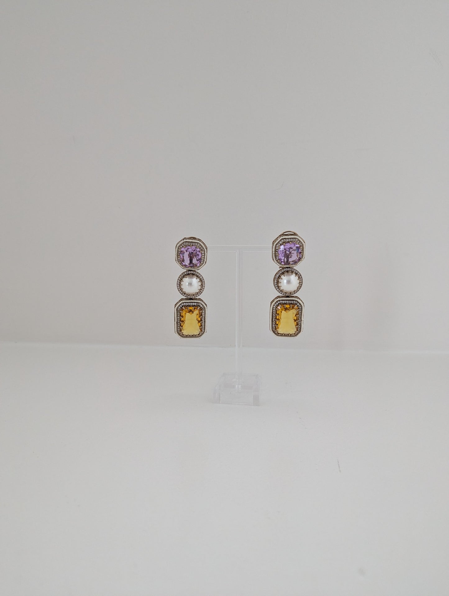 The Royal Courtyard Earrings - Lavender & Yellow
