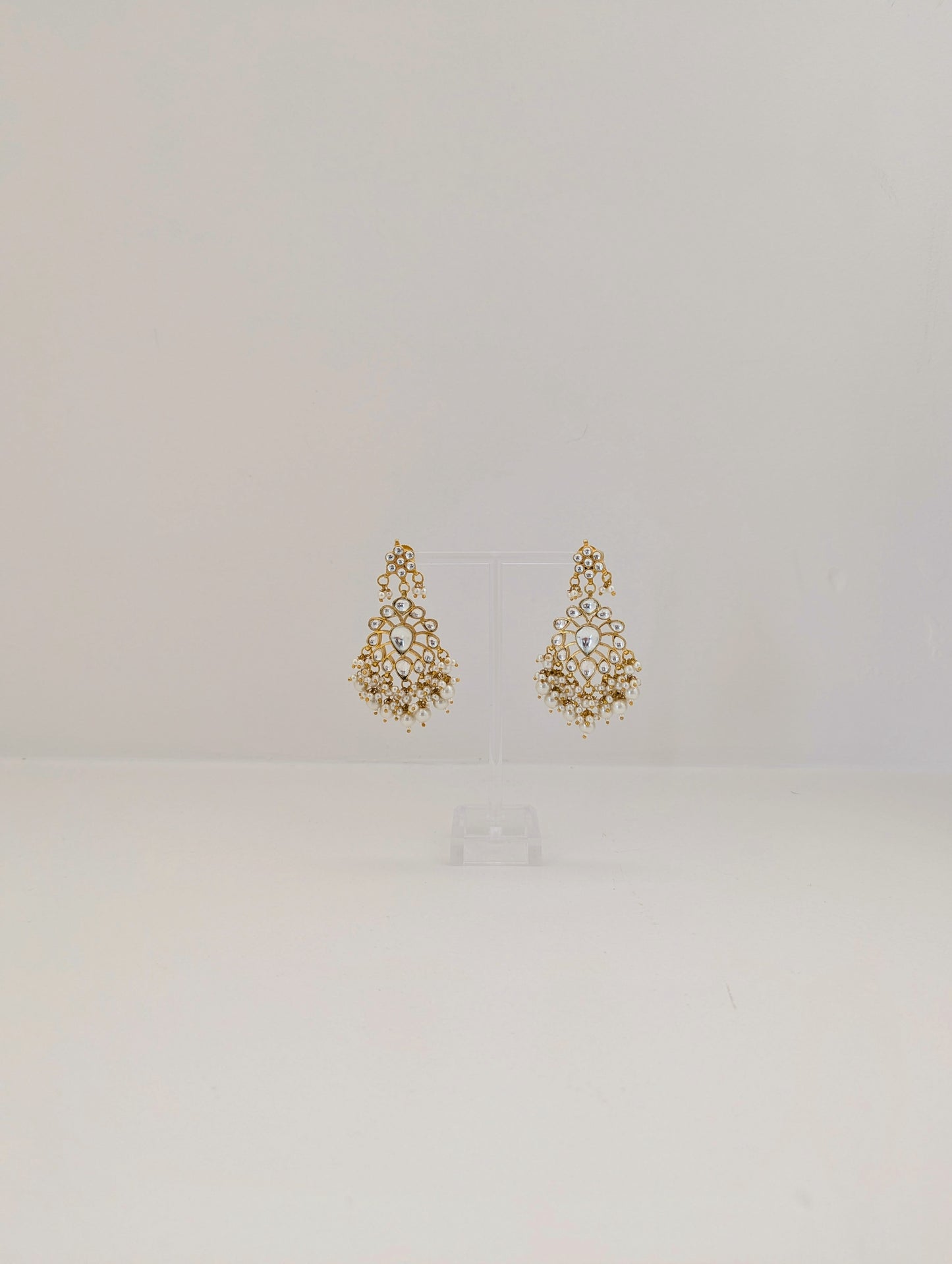 Fira - Jhumke and Tikka Set - Pearl