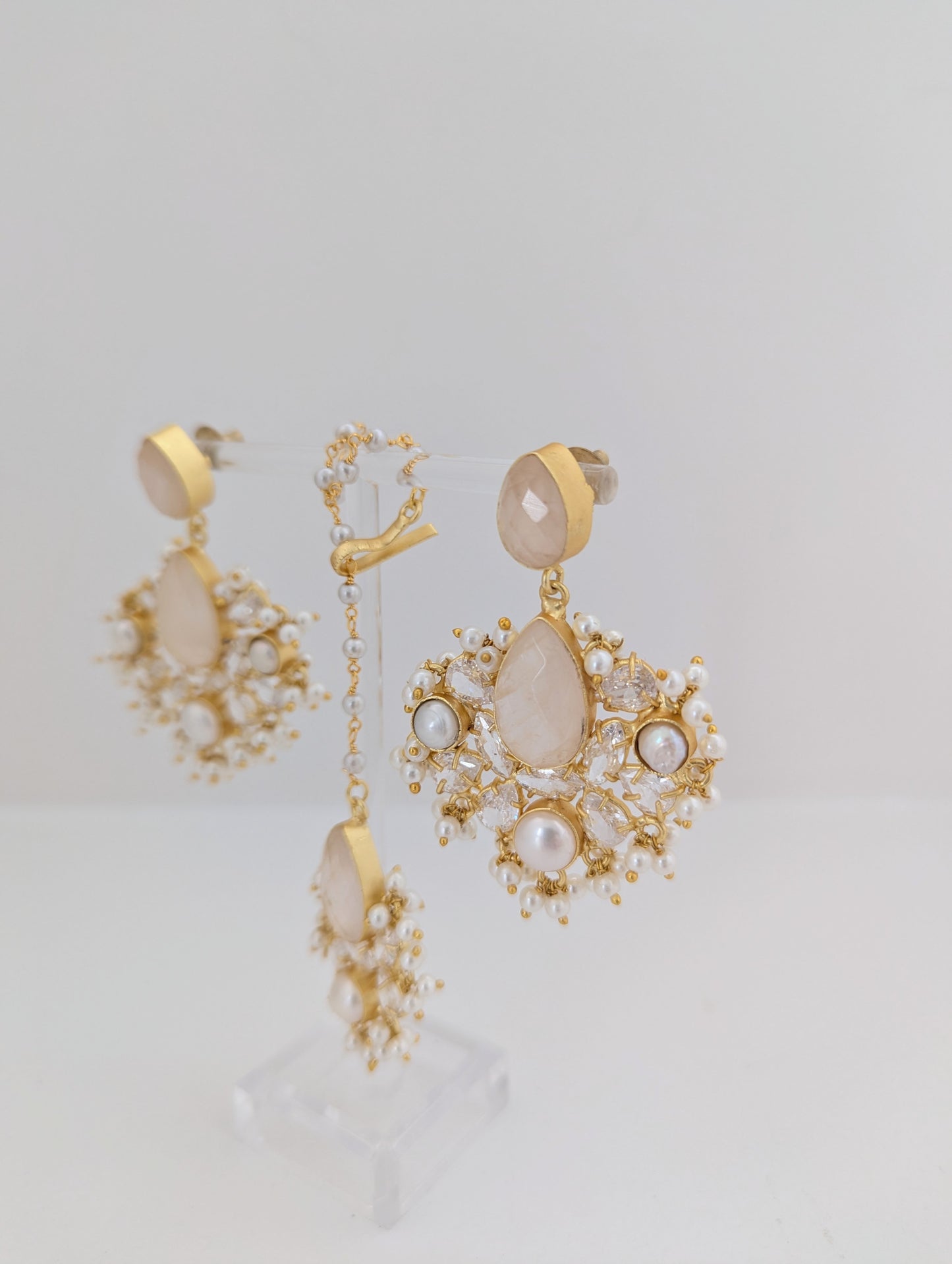 The Bellamy Earrings & Tikka Set -Light Pink