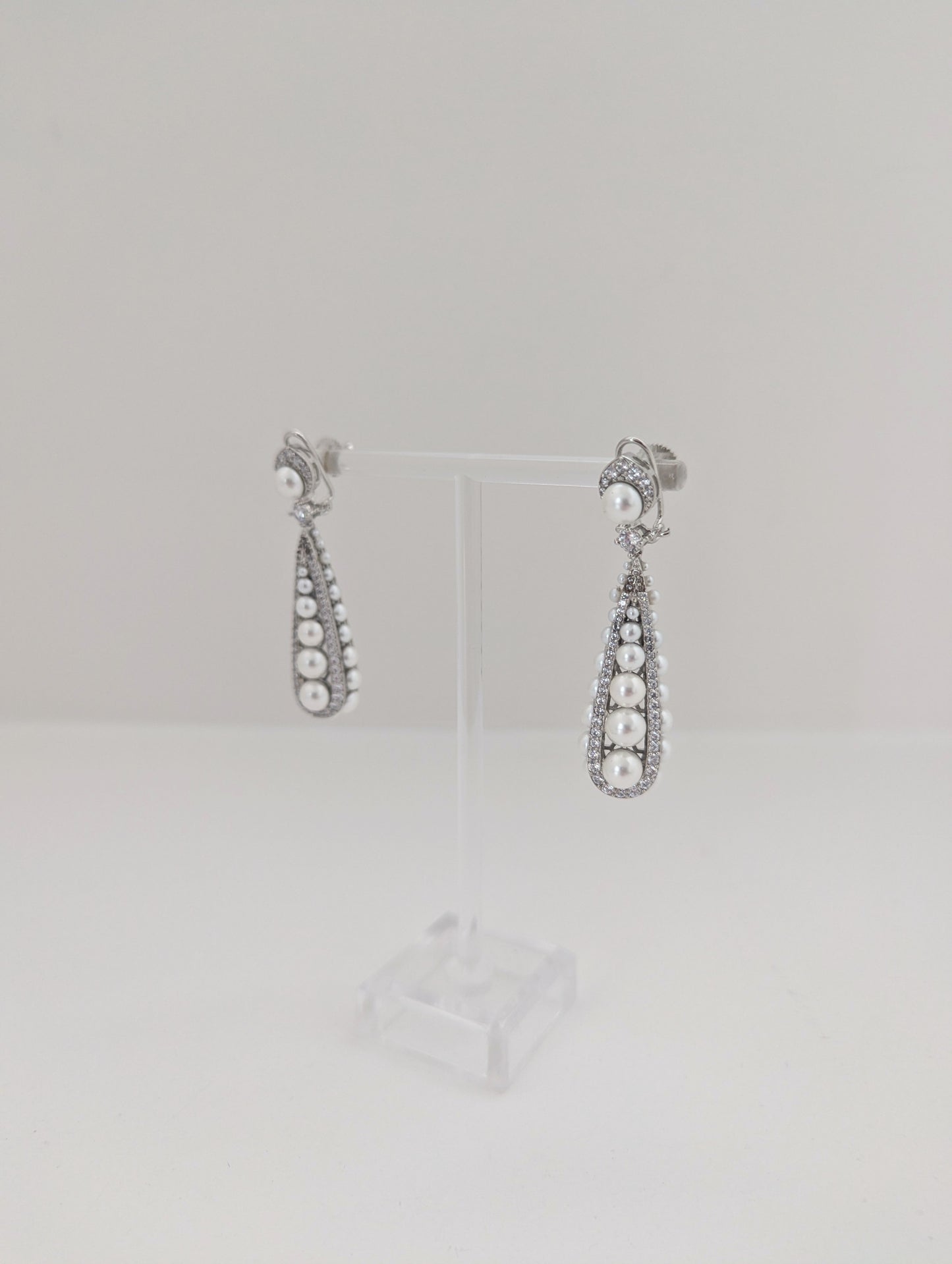 Pearl Élan Drops