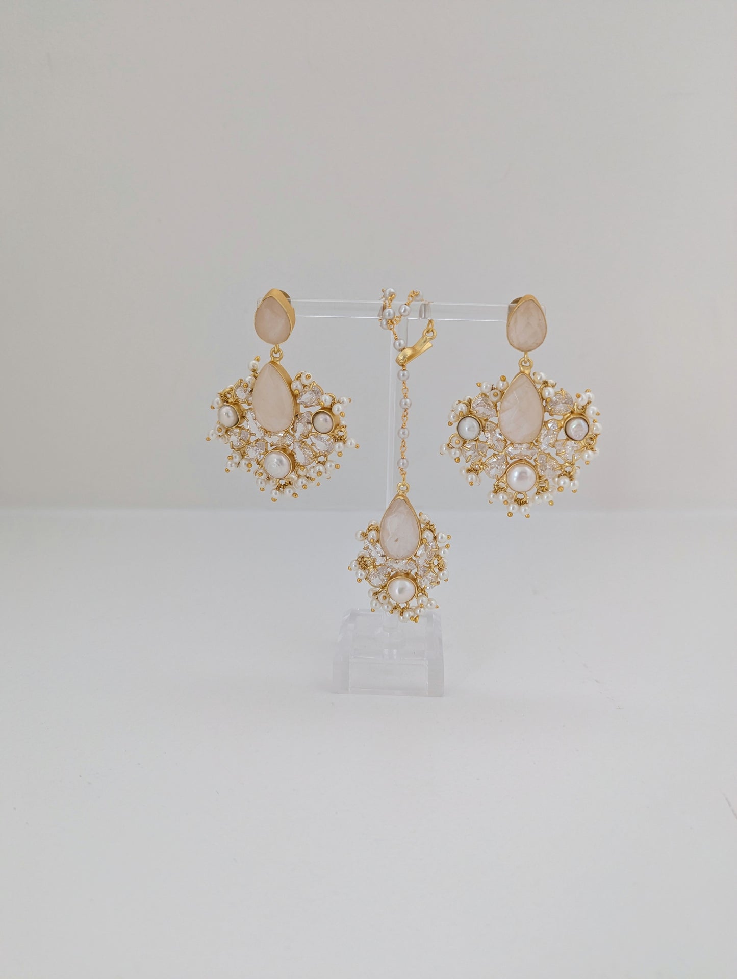 The Bellamy Earrings & Tikka Set -Light Pink