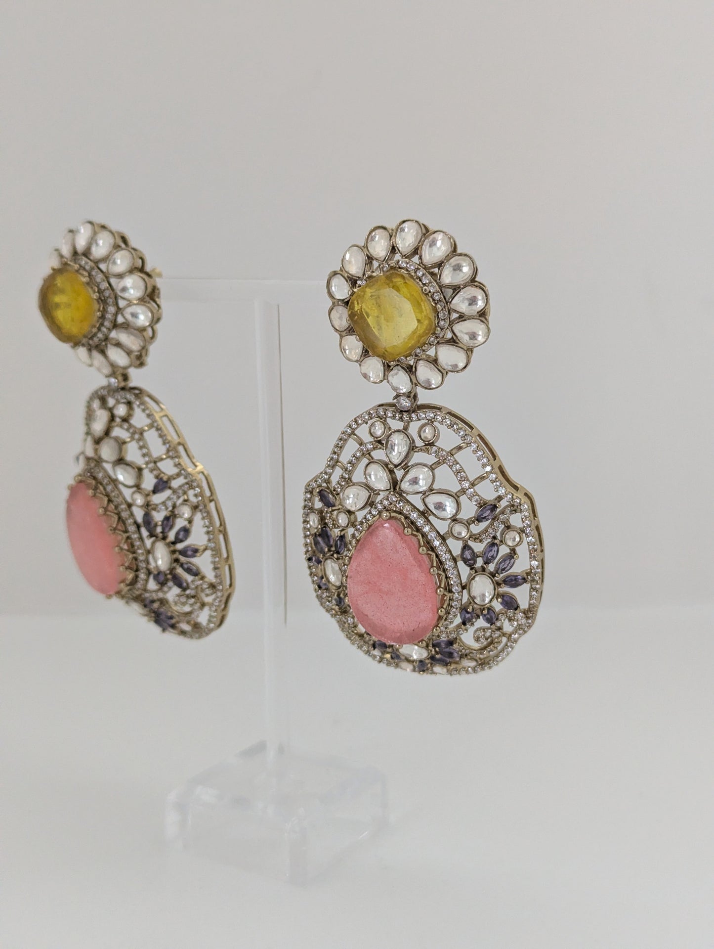Roshanara Earrings