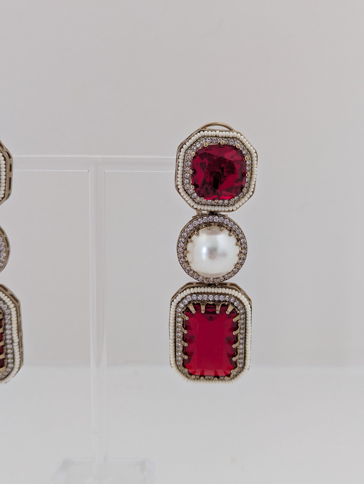 The Royal Courtyard Earrings - Red