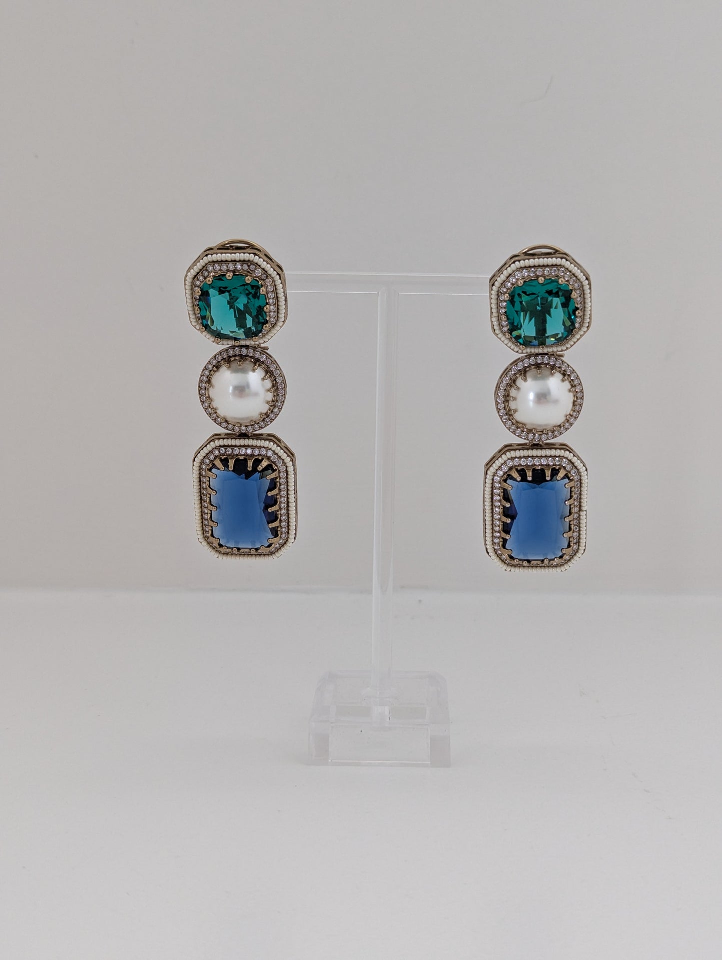 The Royal Courtyard Earrings - Turquoise and Blue