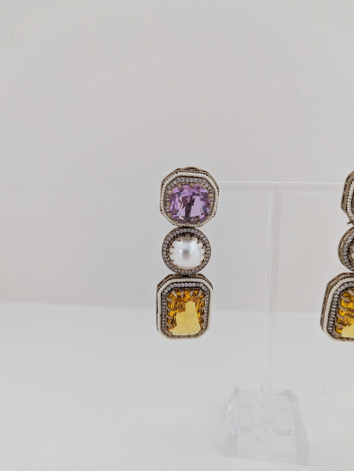 The Royal Courtyard Earrings - Lavender & Yellow