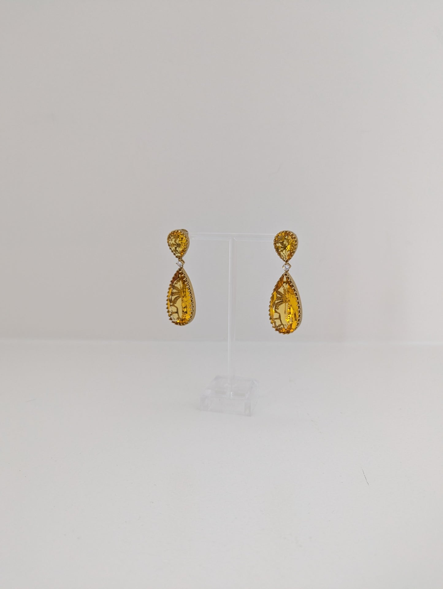 Elysia Earrings - Yellow