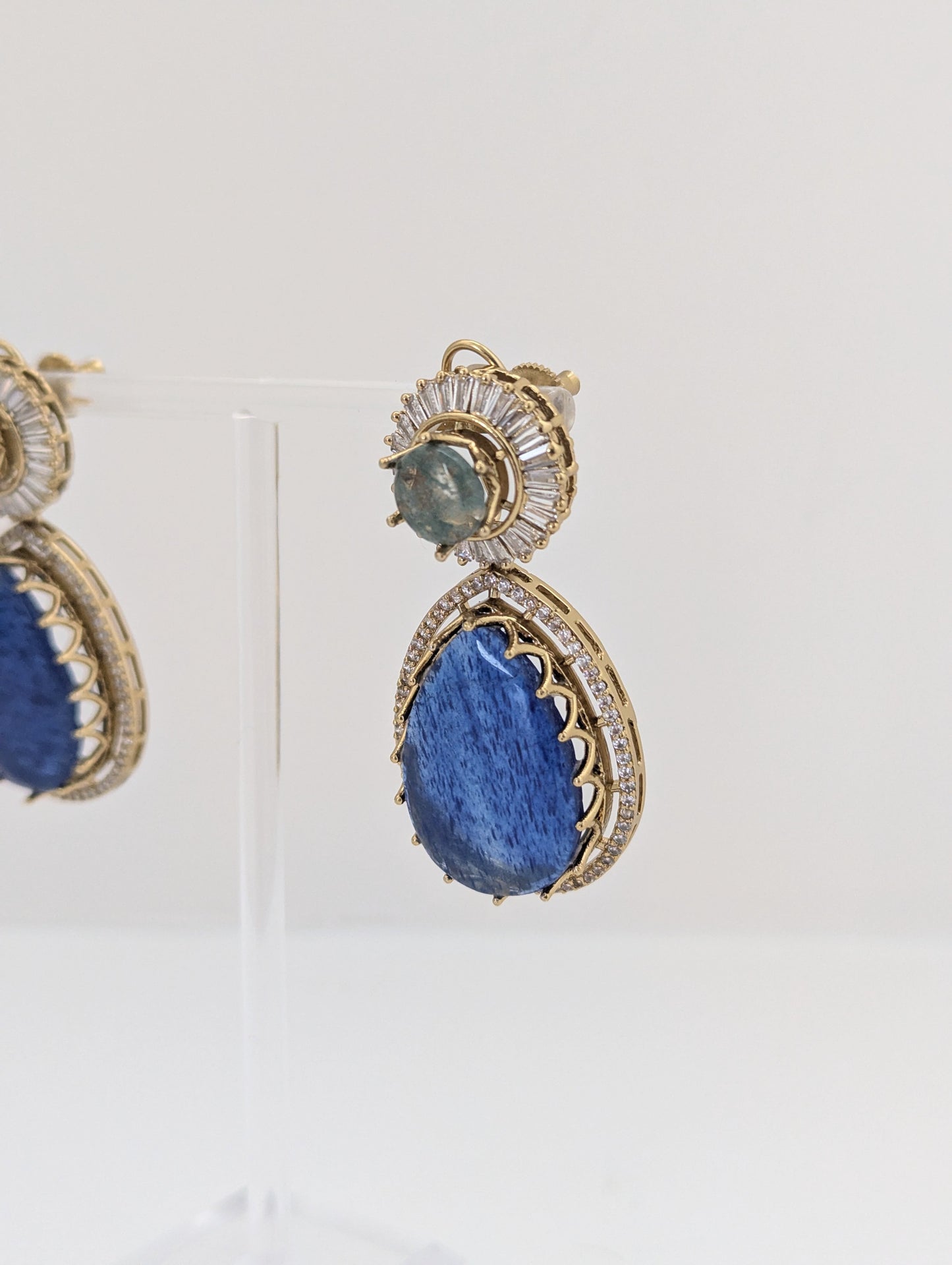 Chroma Drops - Midnight Vale Earrings