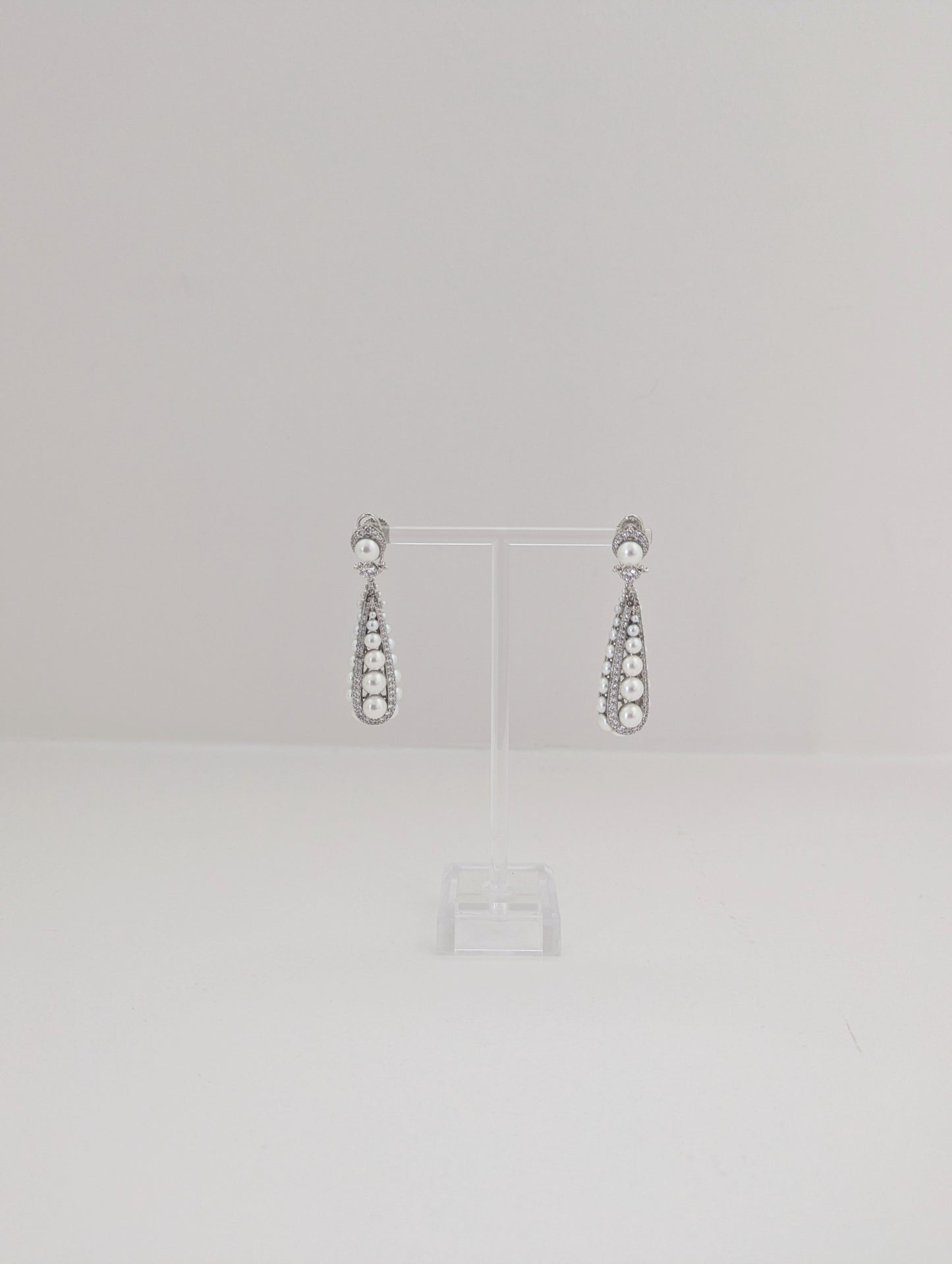Pearl Élan Drops