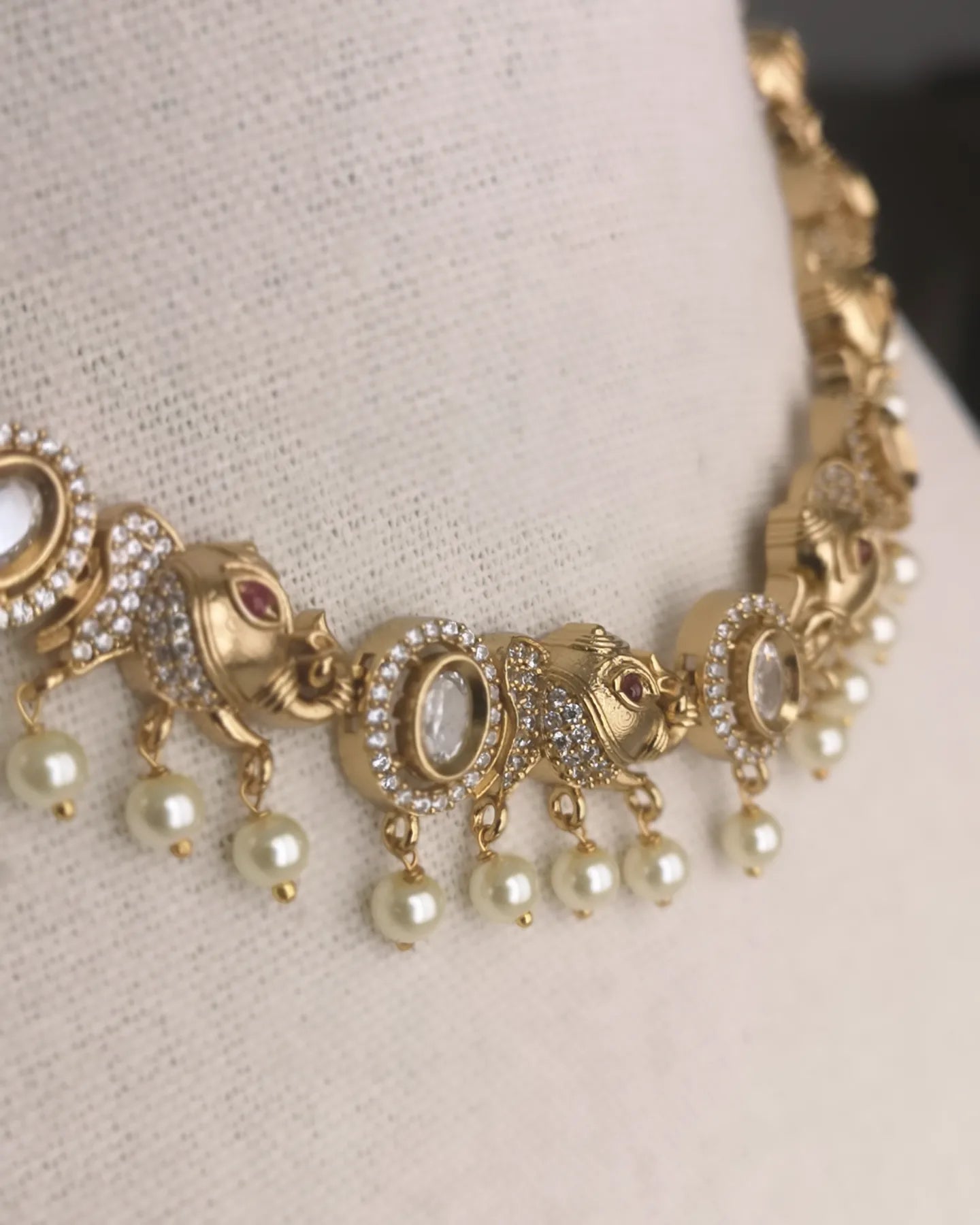 Temple Jewelry - Elephant and Pearls Set (Earrings and Necklace)