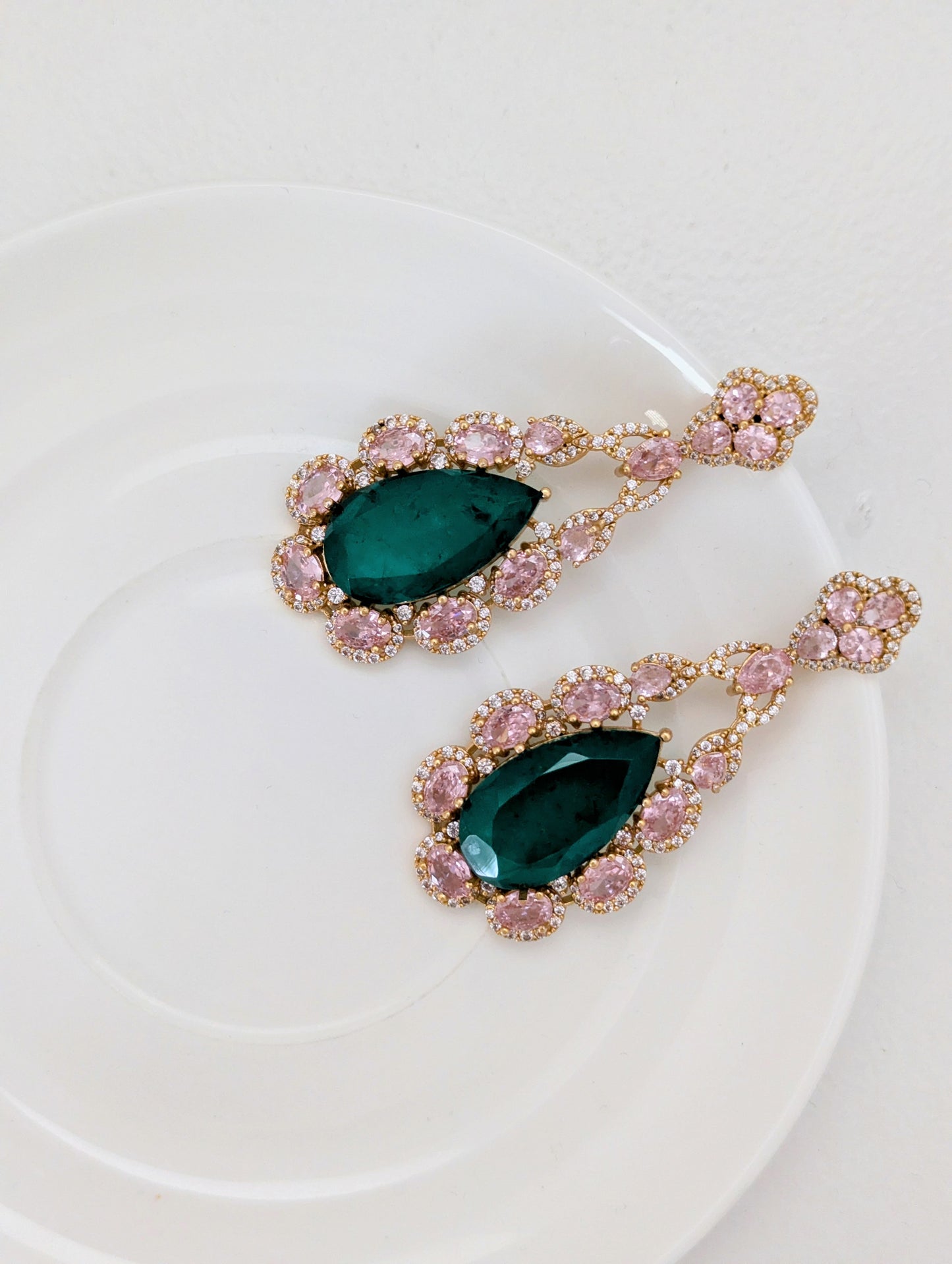 Rosé Verde Chandeliers