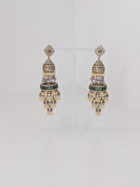 Rajhathi Noor Chandelier Earrings