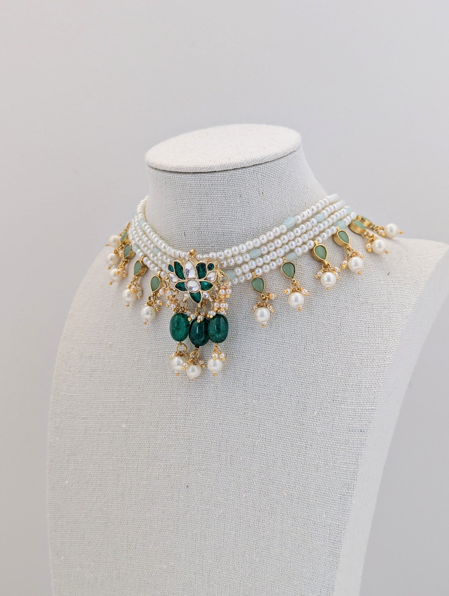 Pachi Kundan - Emerald Set